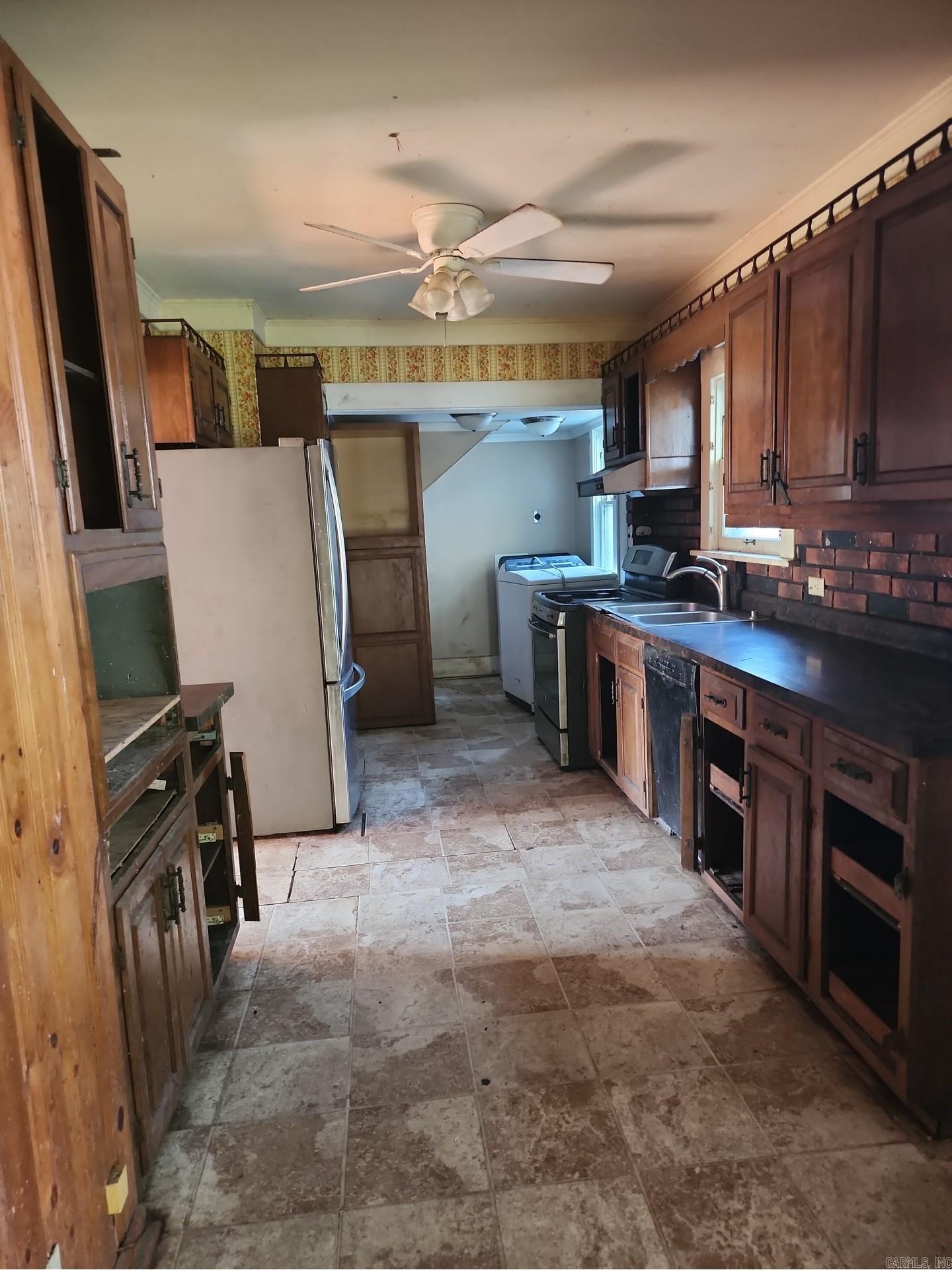 200 N 6th  Paragould, AR