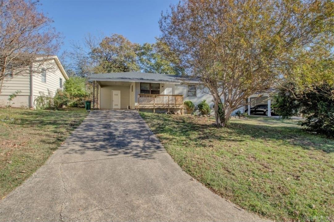 5712 Wisteria Court