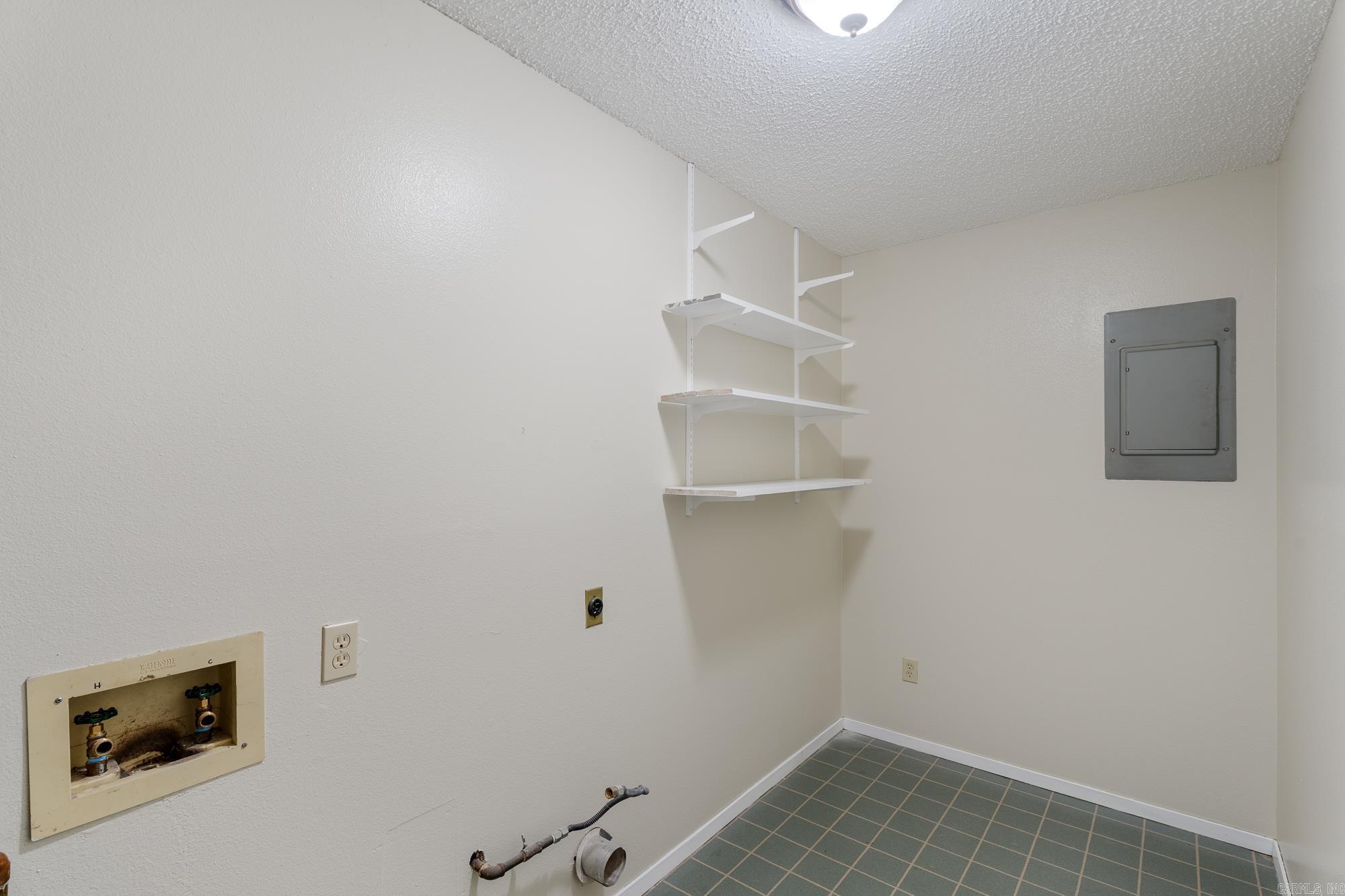 909 Reynolds  Sheridan, AR