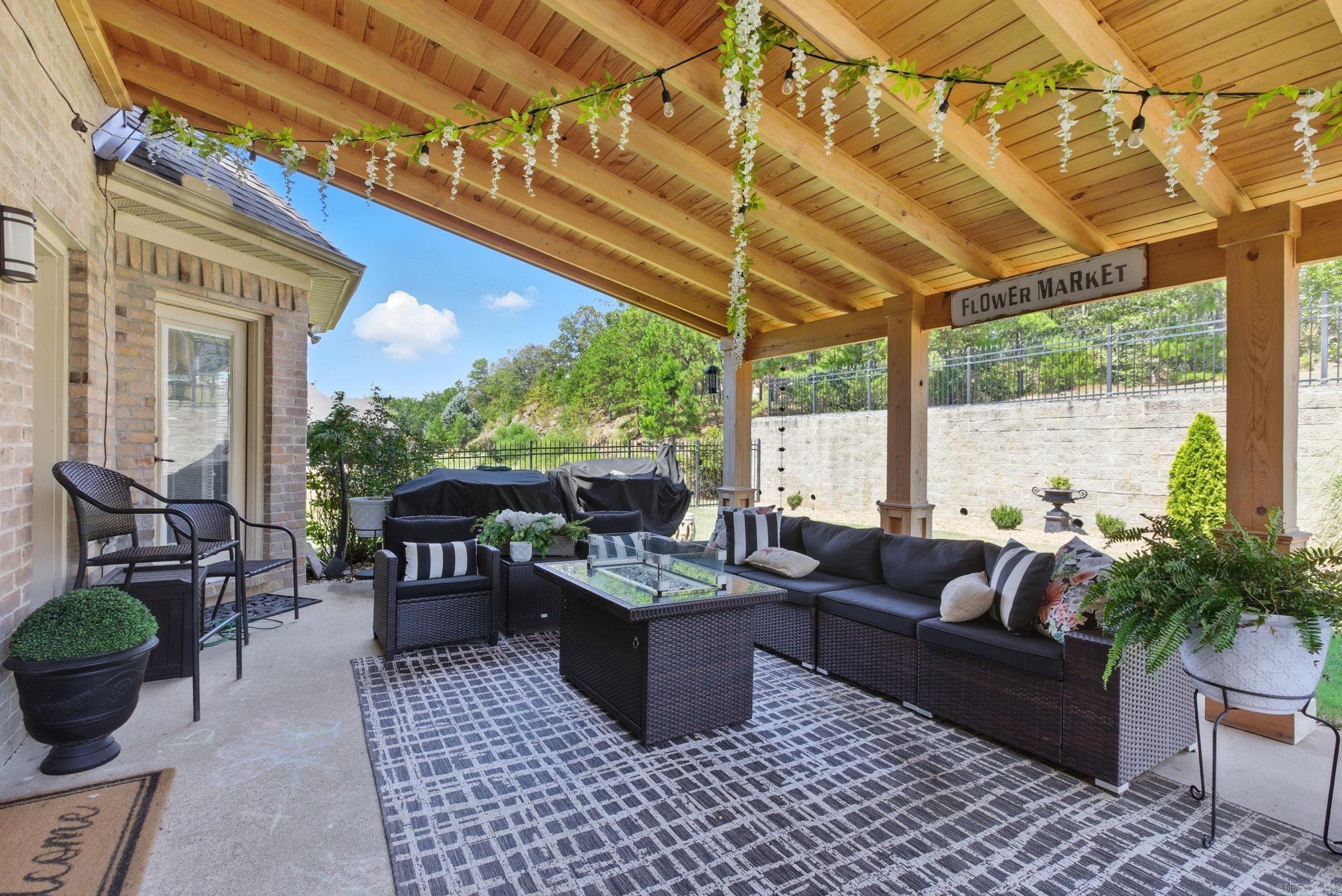 78 Greystone Blvd  Cabot, AR