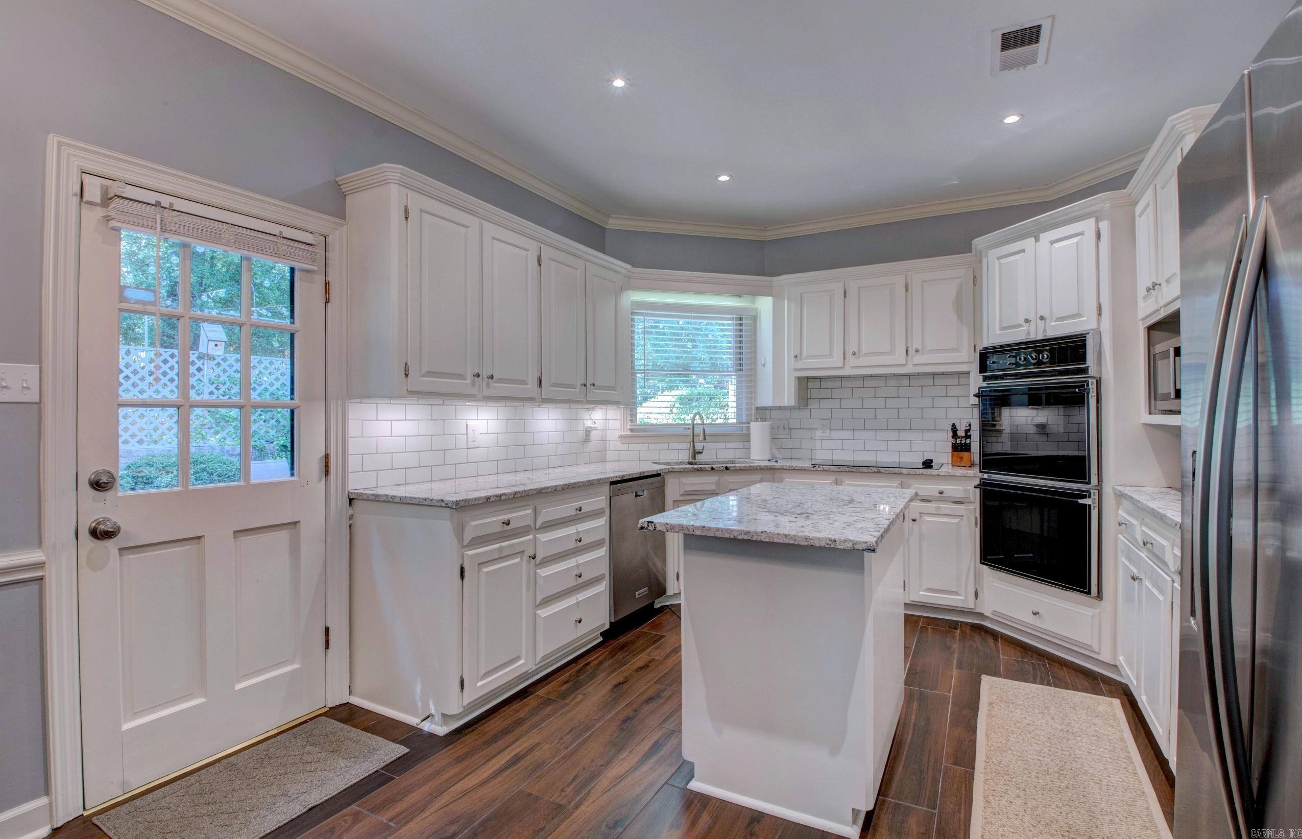 15 Rocky Valley  Little Rock, AR