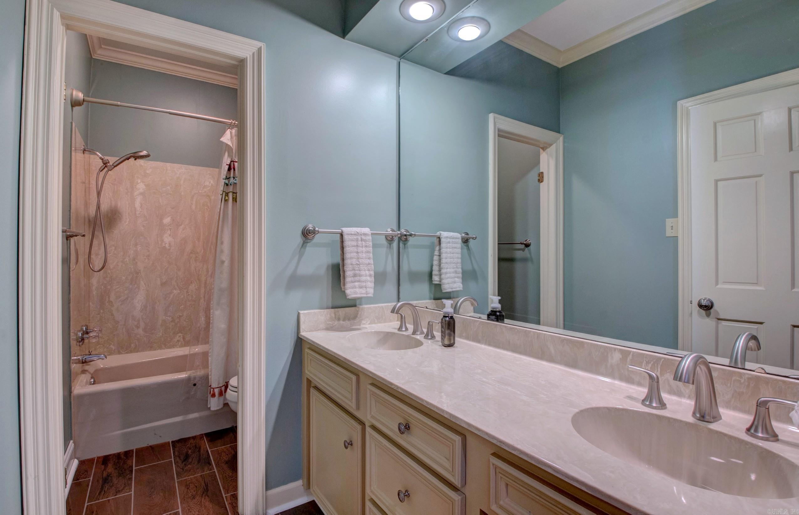 15 Rocky Valley  Little Rock, AR