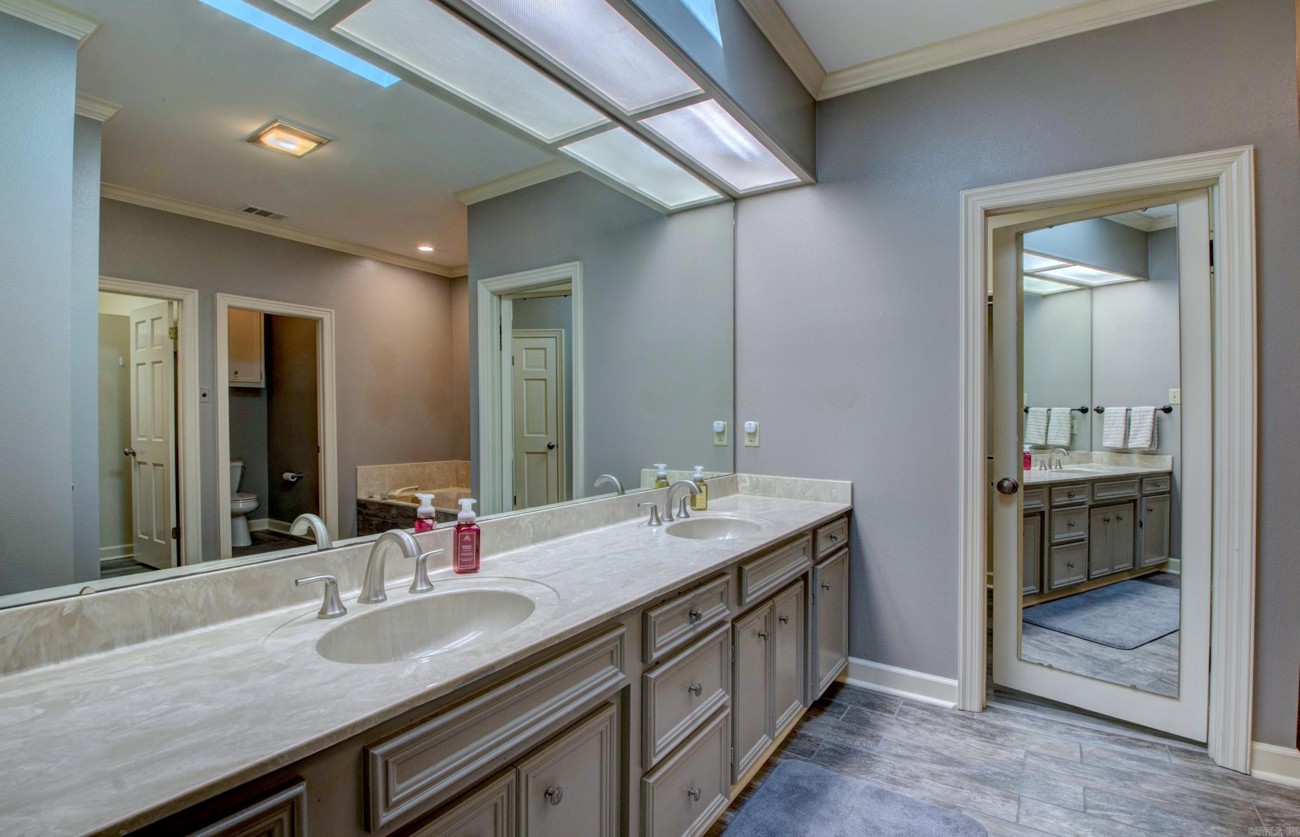 15 Rocky Valley  Little Rock, AR
