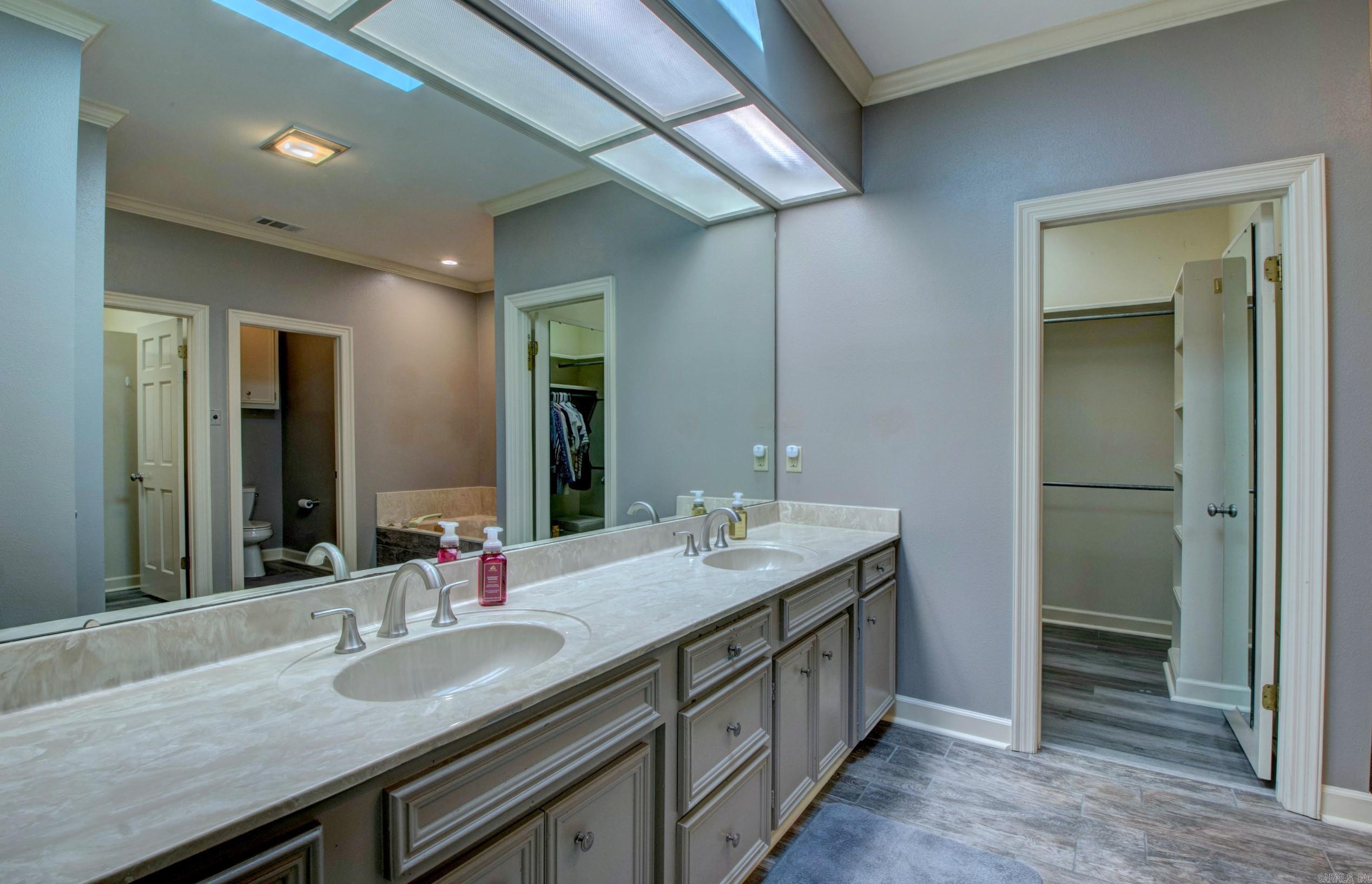 15 Rocky Valley  Little Rock, AR