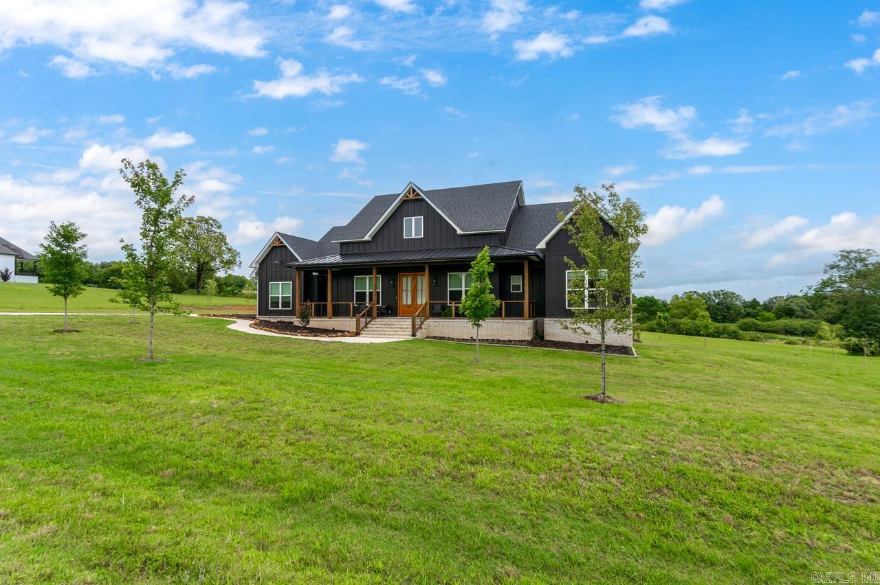 7 Pine Shadow Dr.  Greenbrier, AR