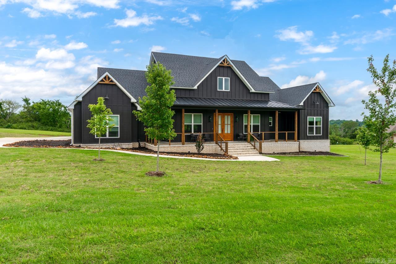 7 Pine Shadow Dr.  Greenbrier, AR