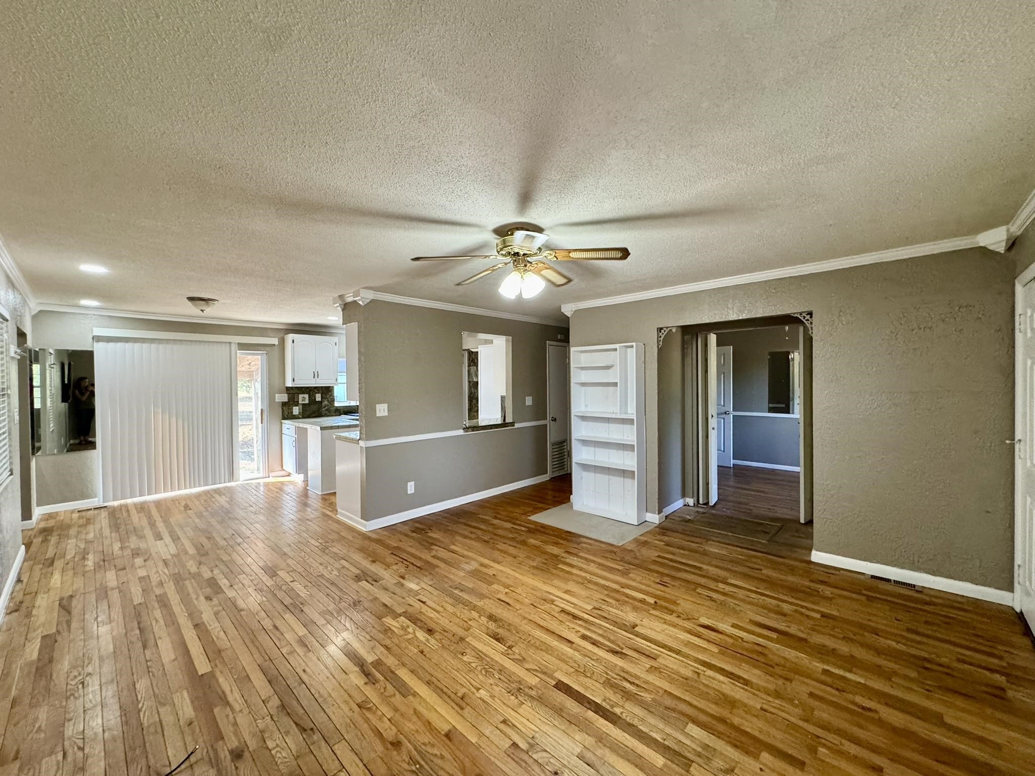 102 Capri Drive  Melbourne, AR