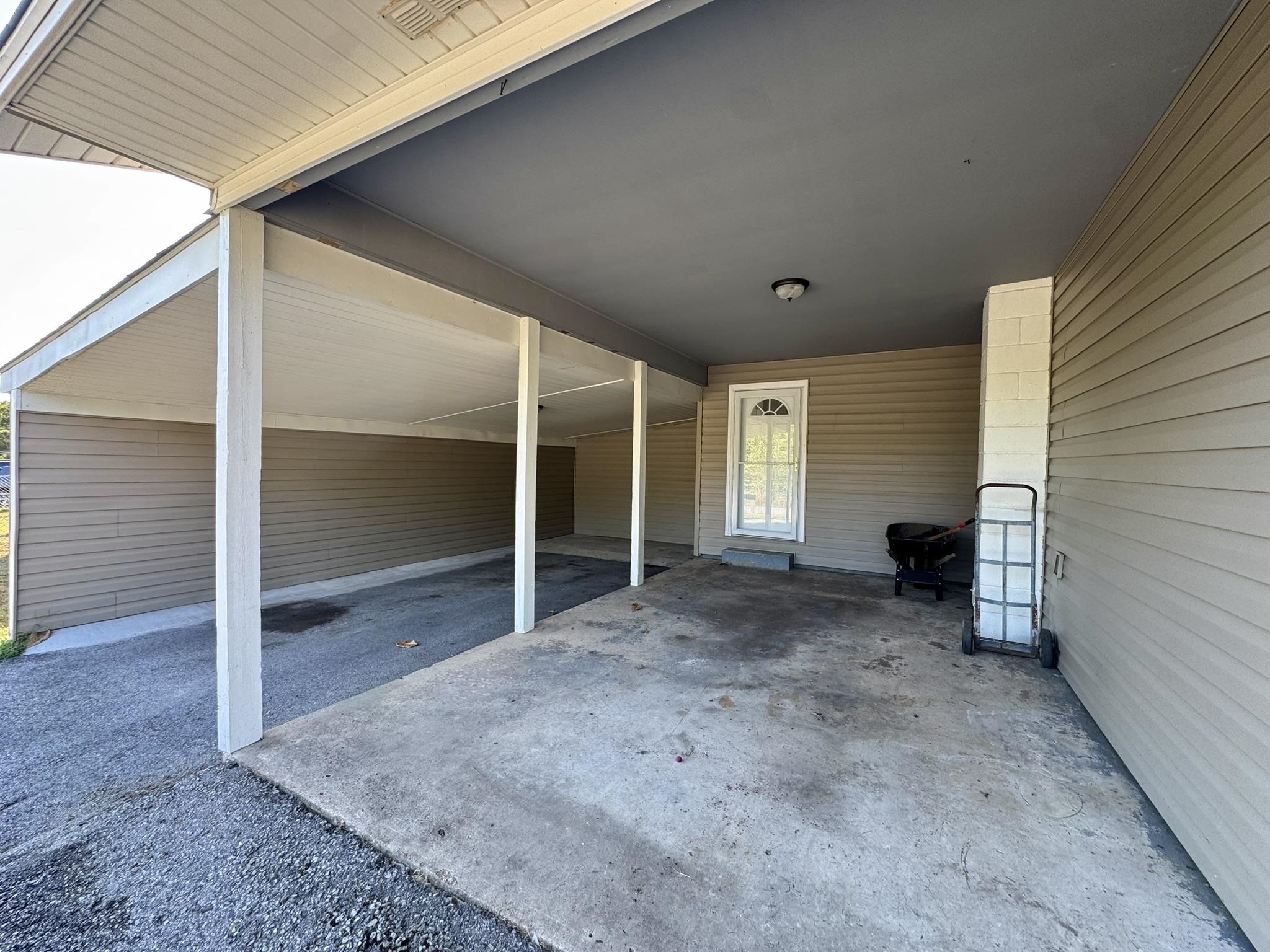 102 Capri Drive  Melbourne, AR
