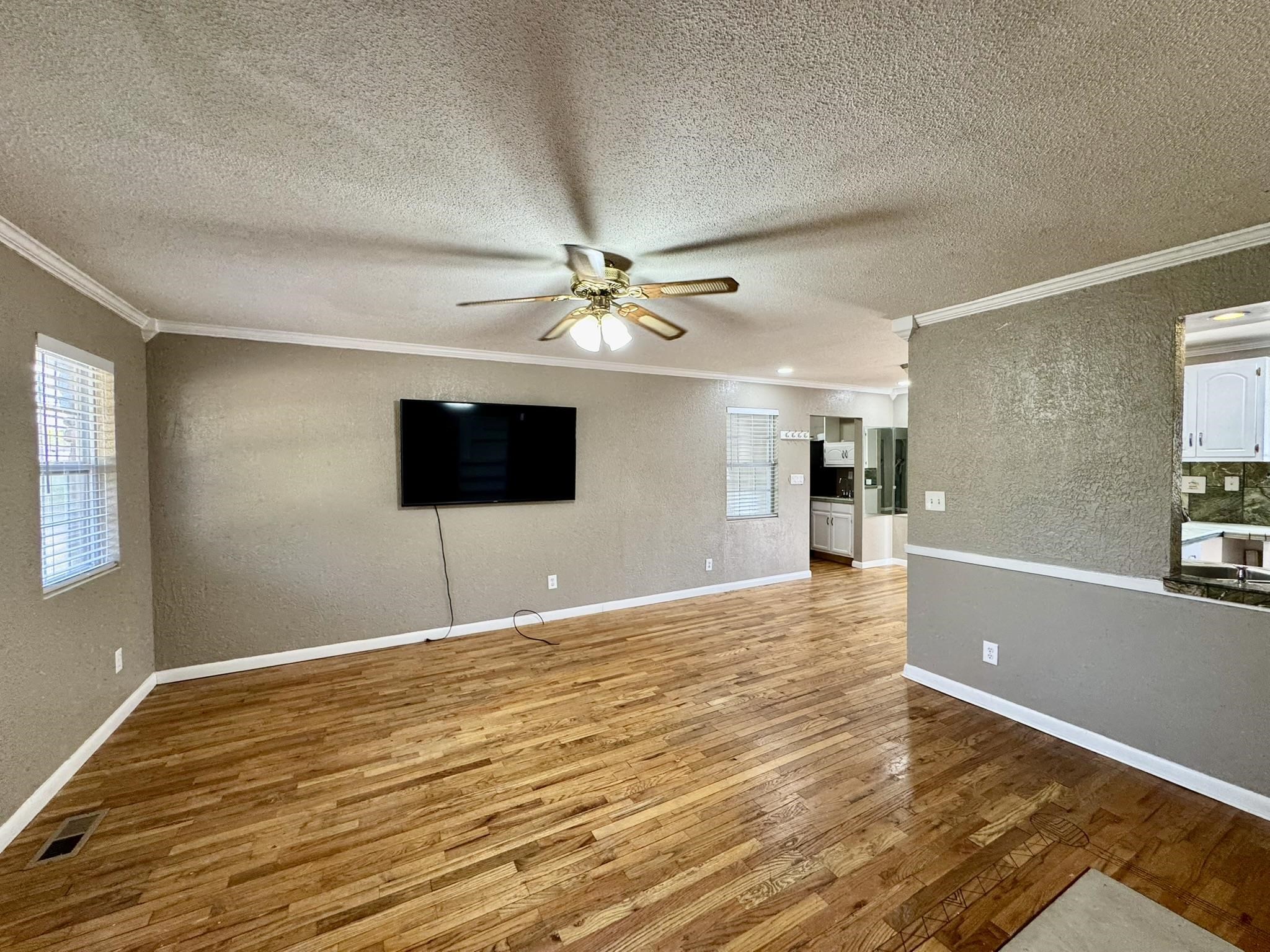 102 Capri Drive  Melbourne, AR