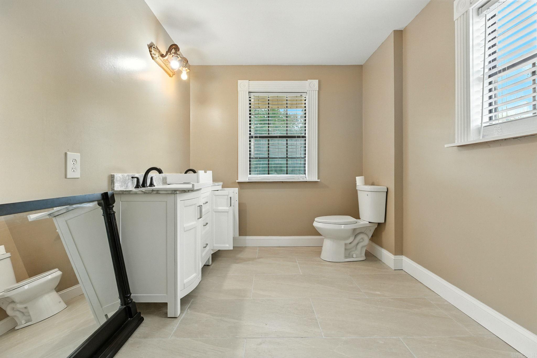 581 Charlie Stover  Royal, AR