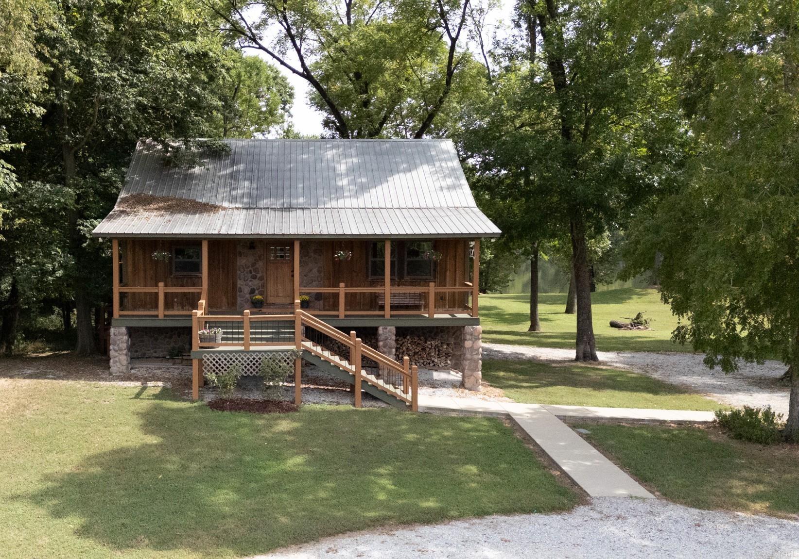 120 Yorktown  Locust Grove, AR