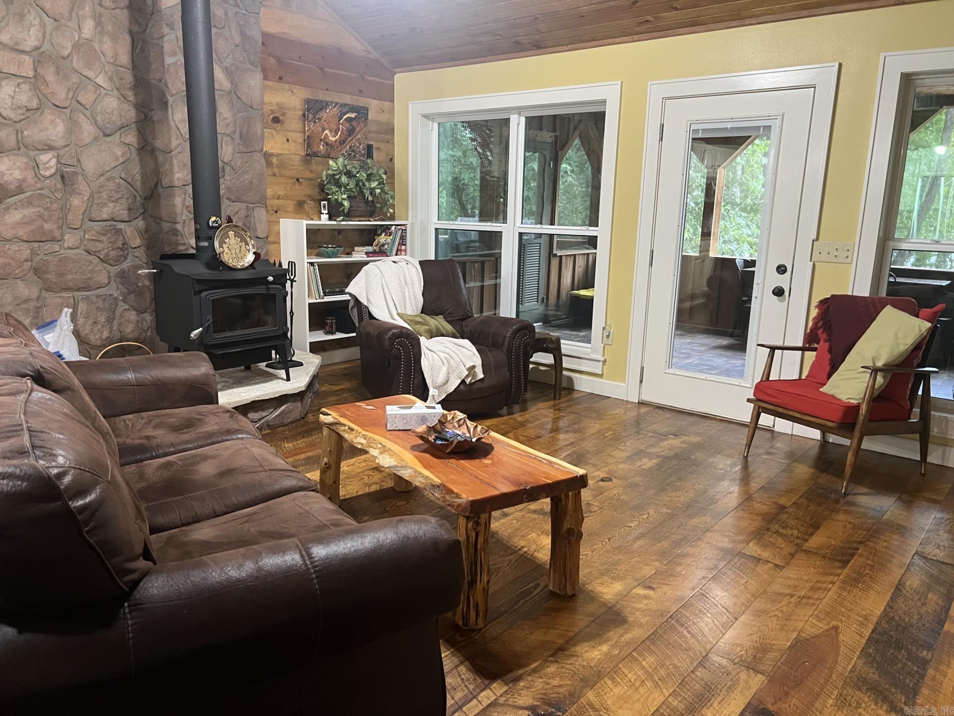 120 Yorktown  Locust Grove, AR