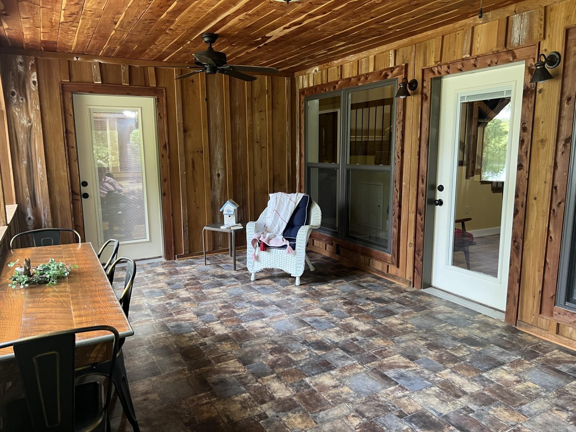 120 Yorktown  Locust Grove, AR