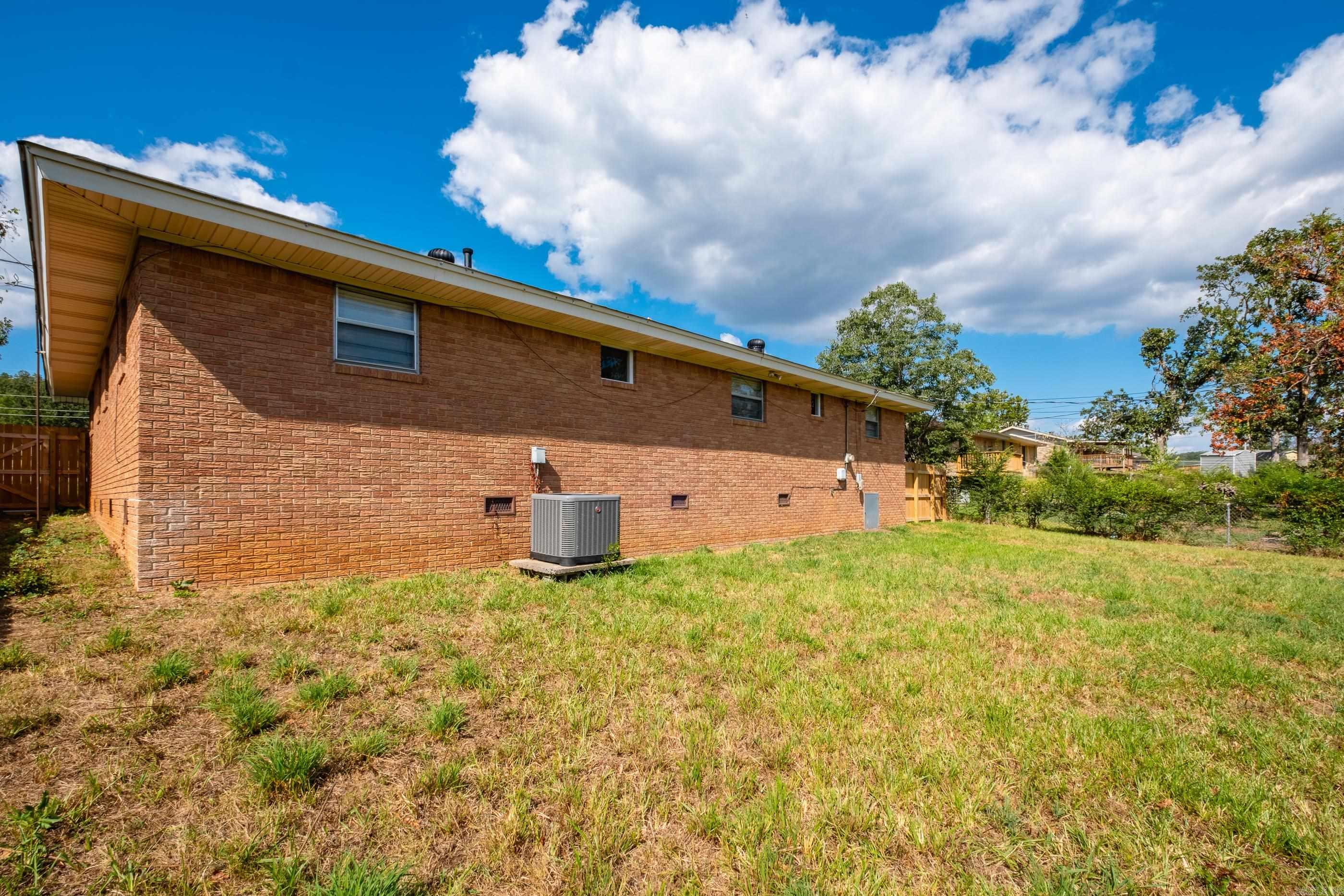 2215 Coors  North Little Rock, AR