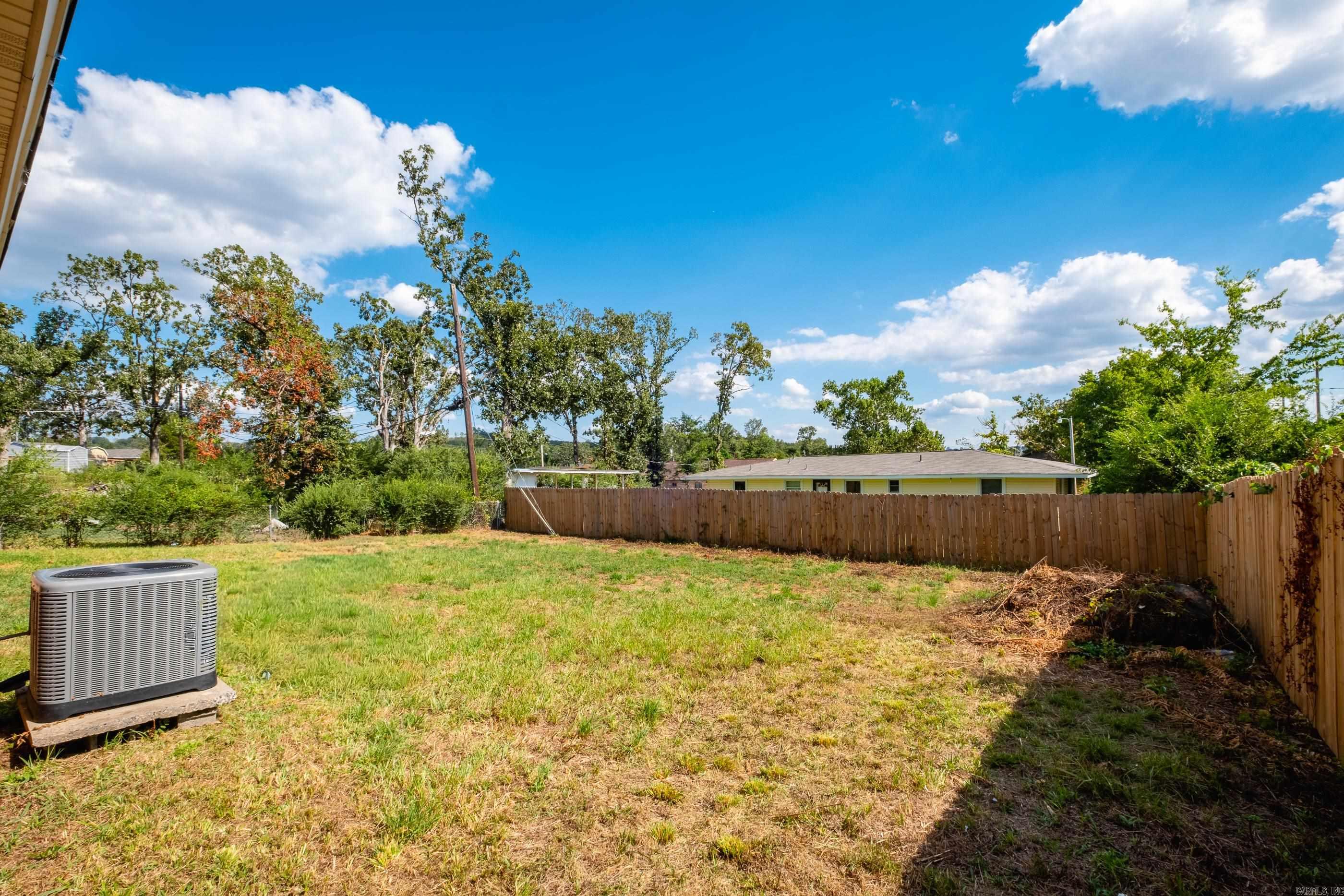 2215 Coors  North Little Rock, AR