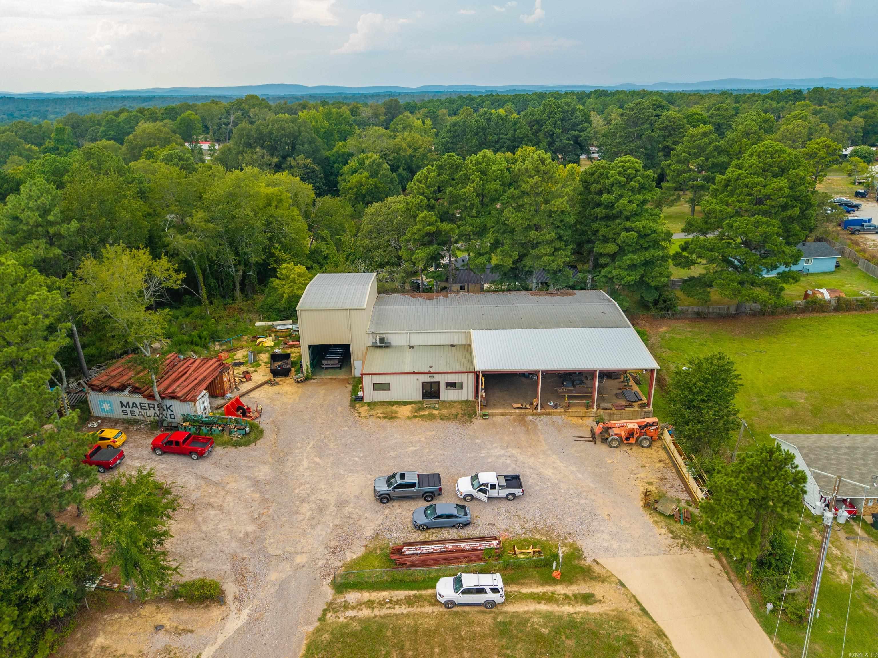 2426 Airport  Hot Springs, AR