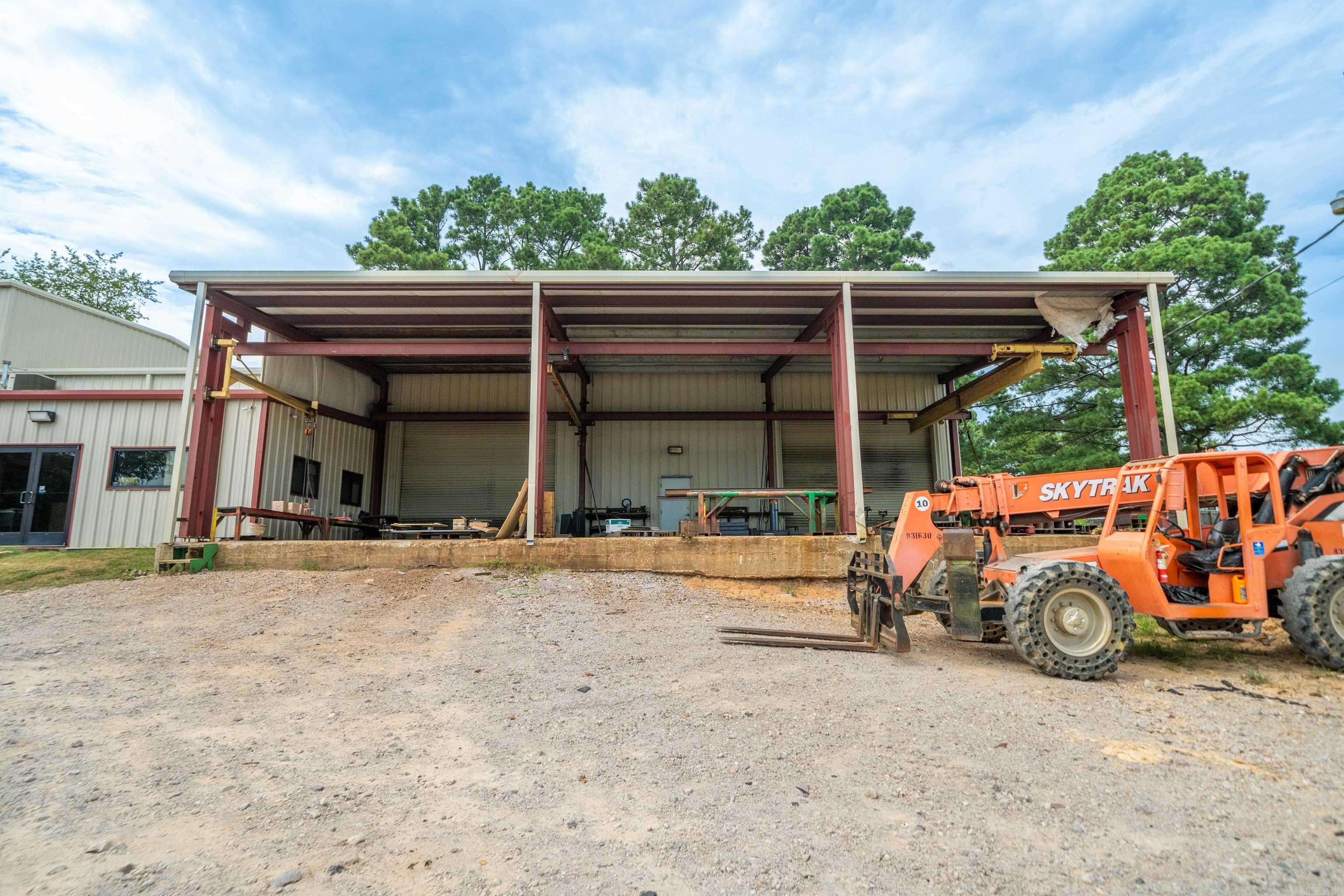 2426 Airport  Hot Springs, AR