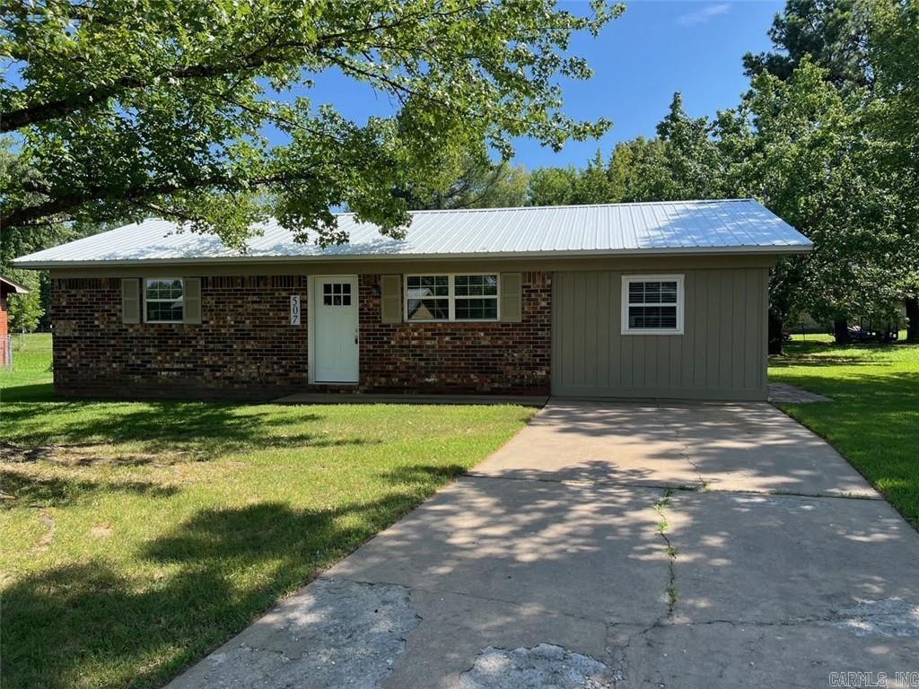 507 N 35th Street  Ozark, AR
