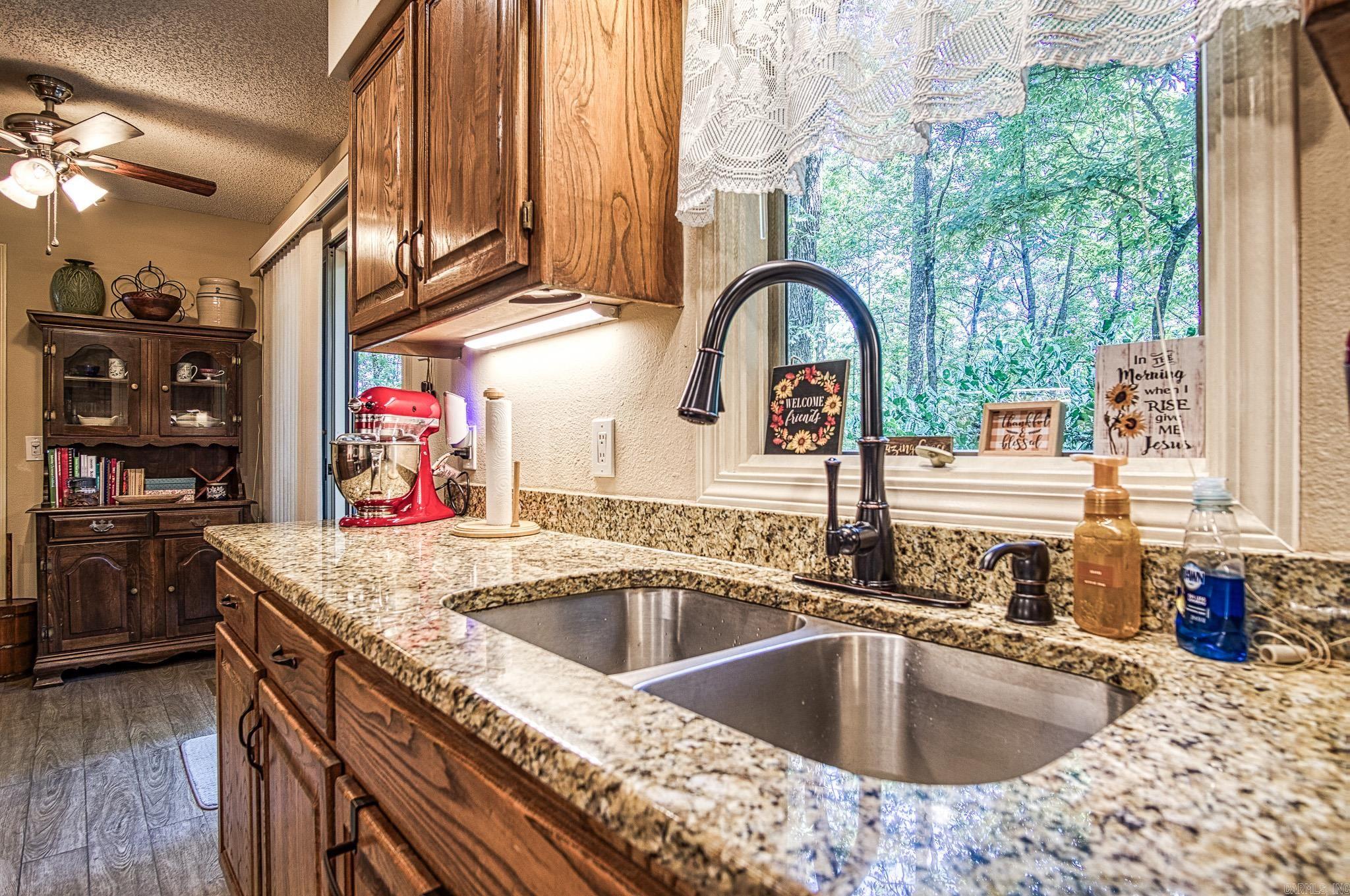 11 Acceso Lane  Hot Springs Village, AR