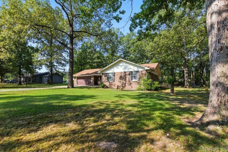19101 Oaklawn  Little Rock, AR