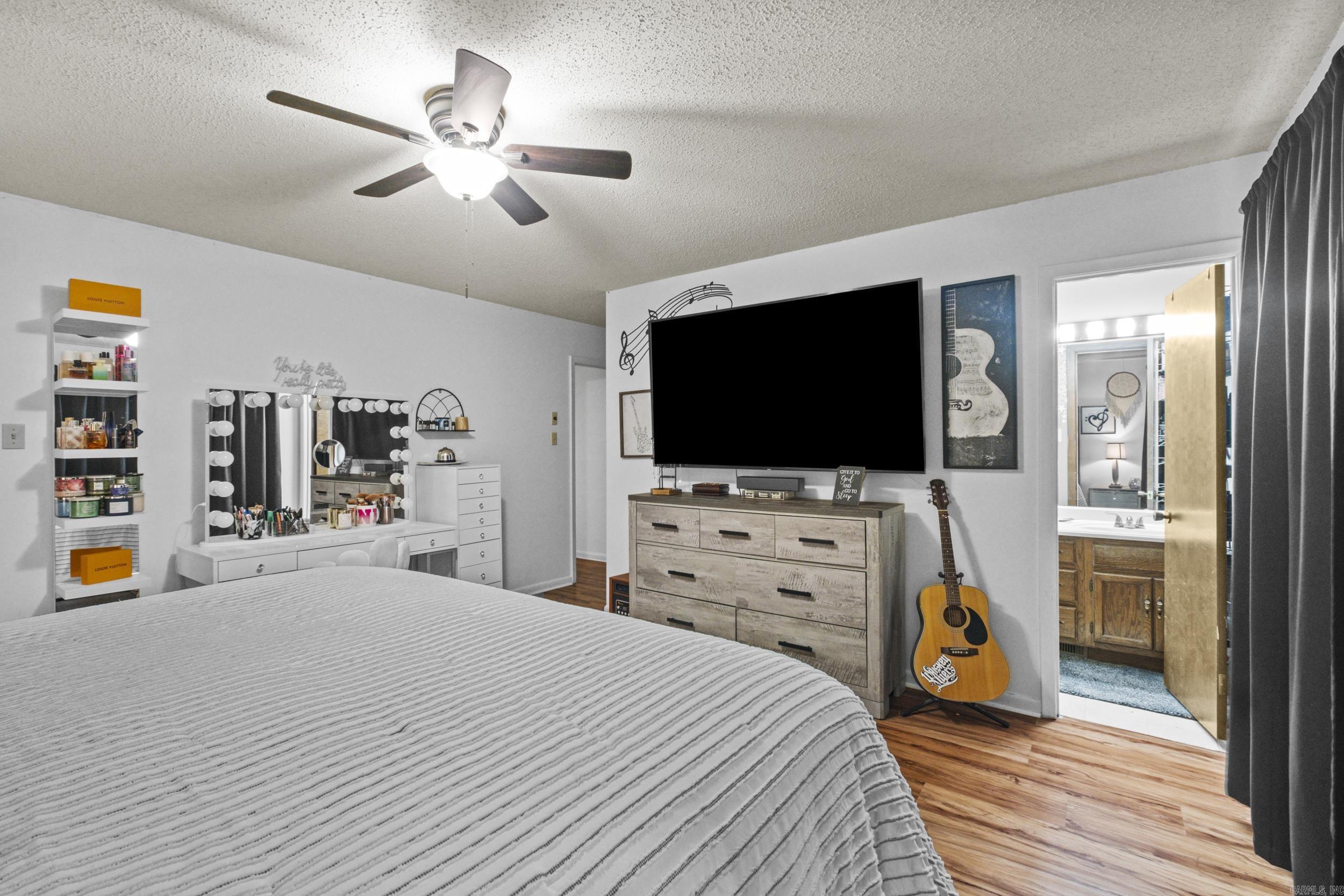 704 Autumnbrook  Sherwood, AR