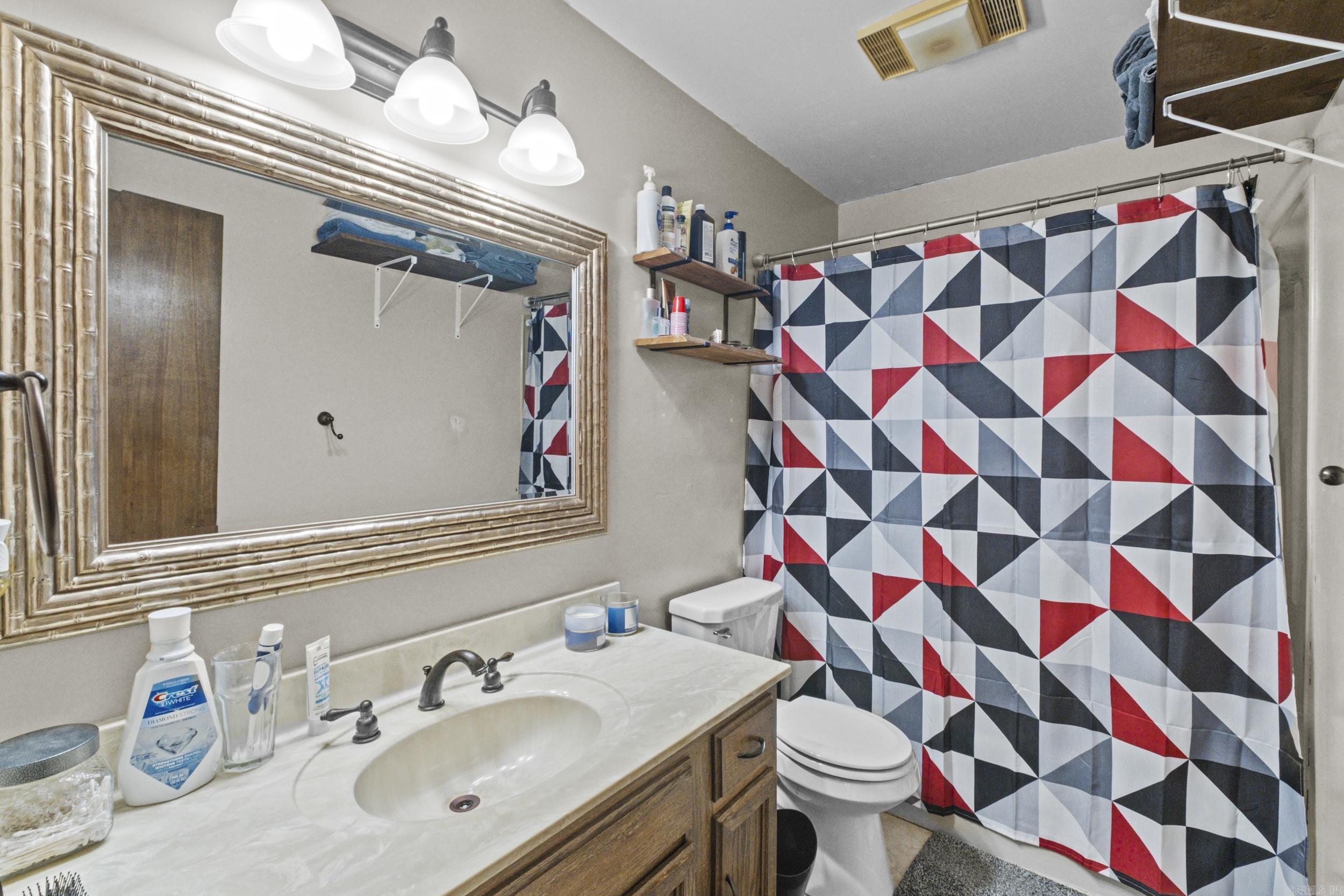 704 Autumnbrook  Sherwood, AR