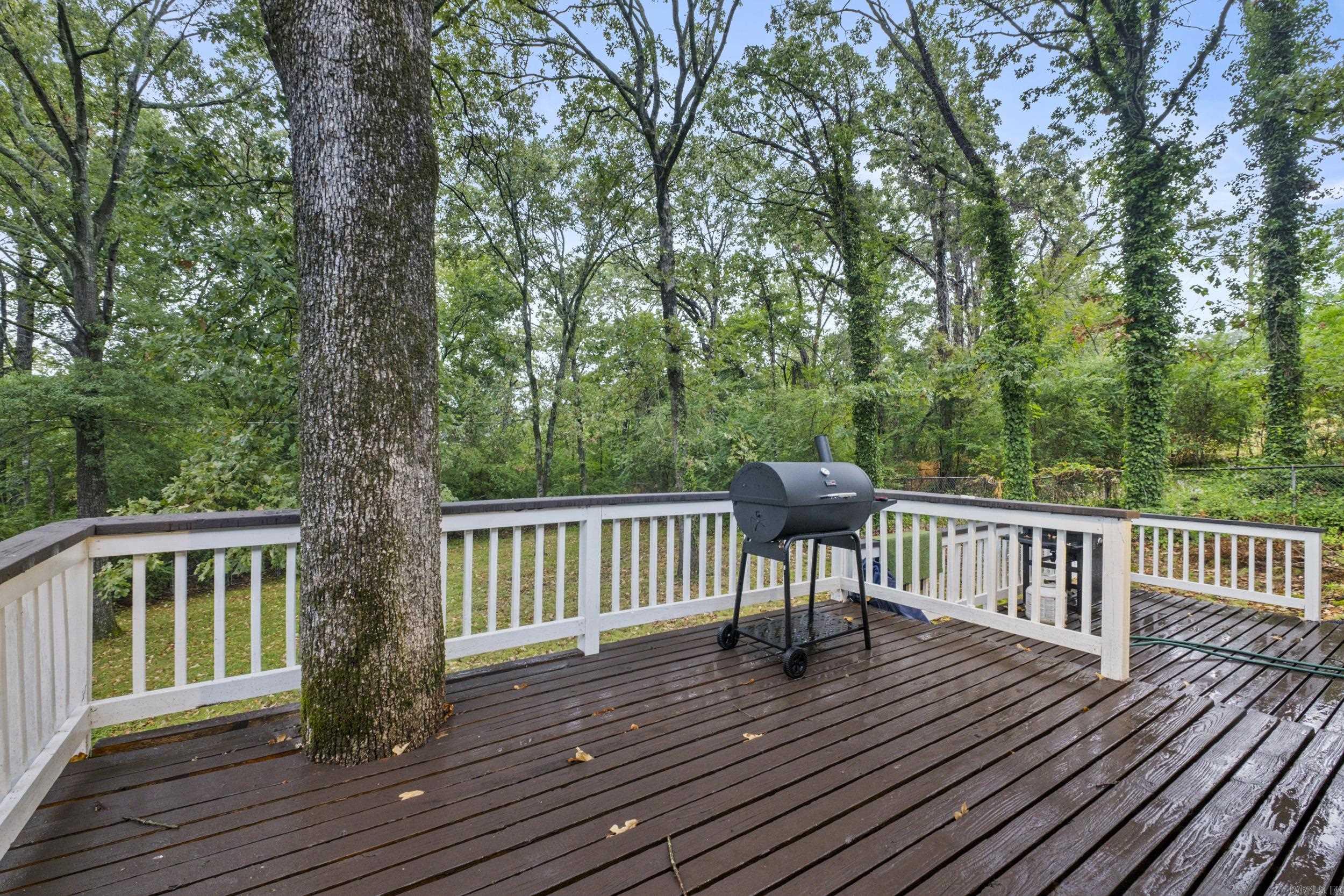 704 Autumnbrook  Sherwood, AR