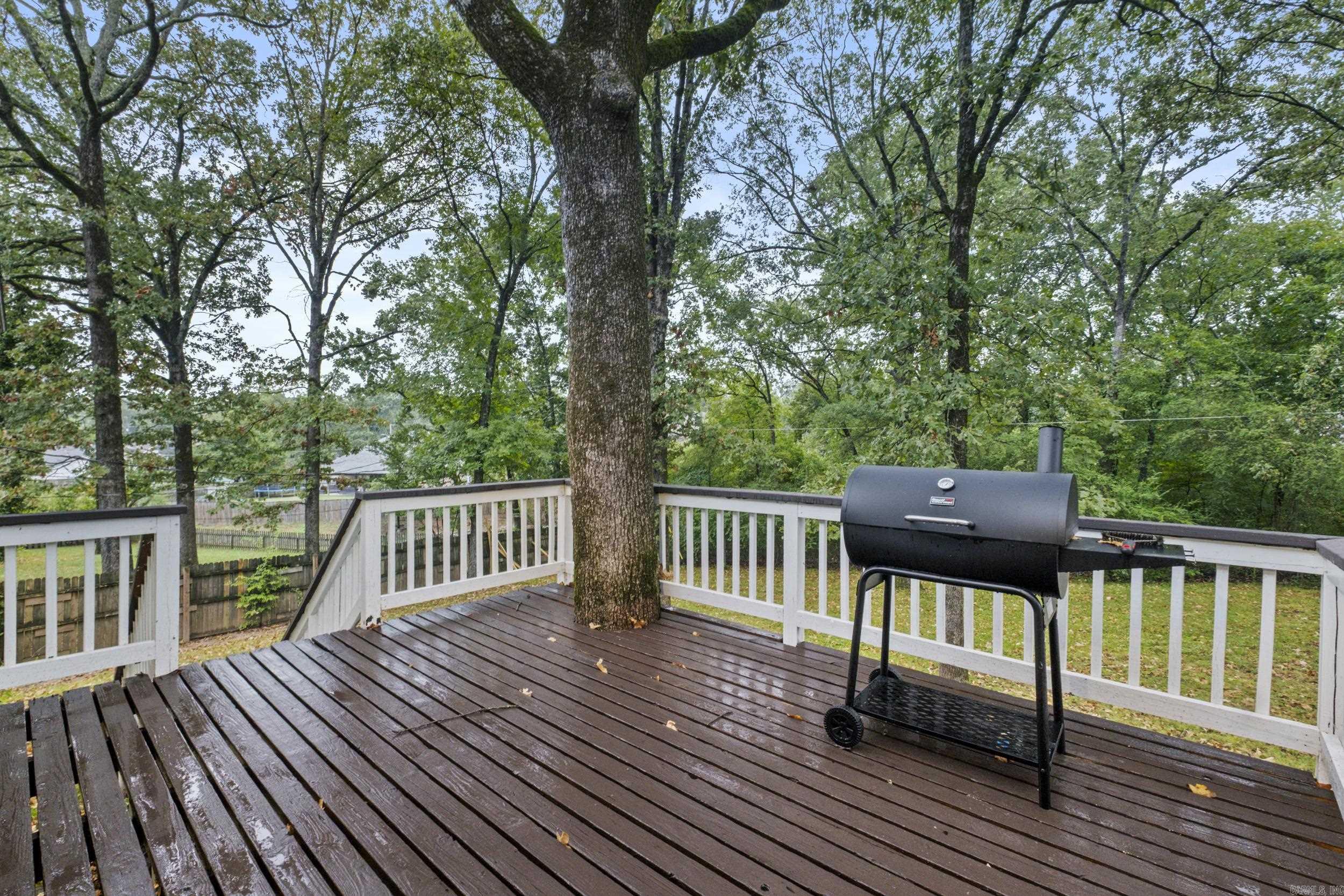 704 Autumnbrook  Sherwood, AR