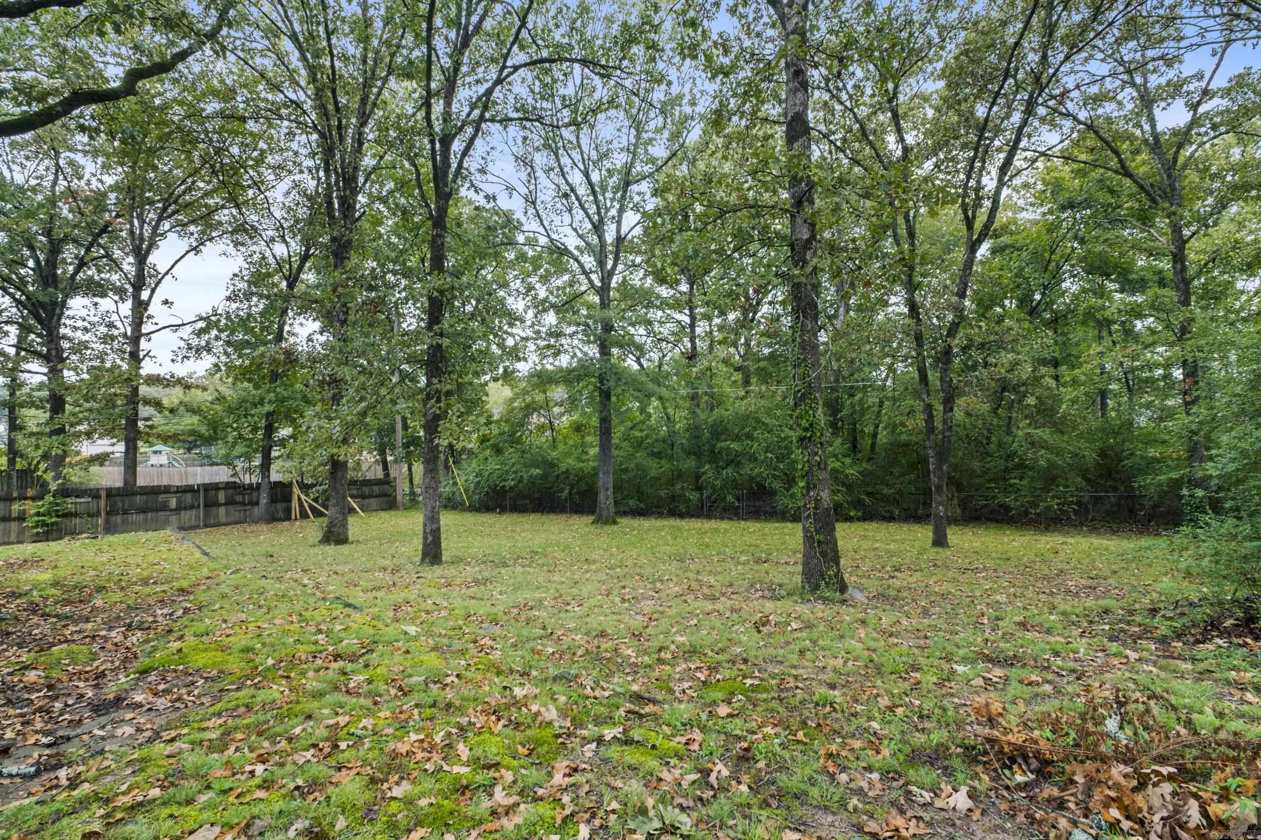 704 Autumnbrook  Sherwood, AR