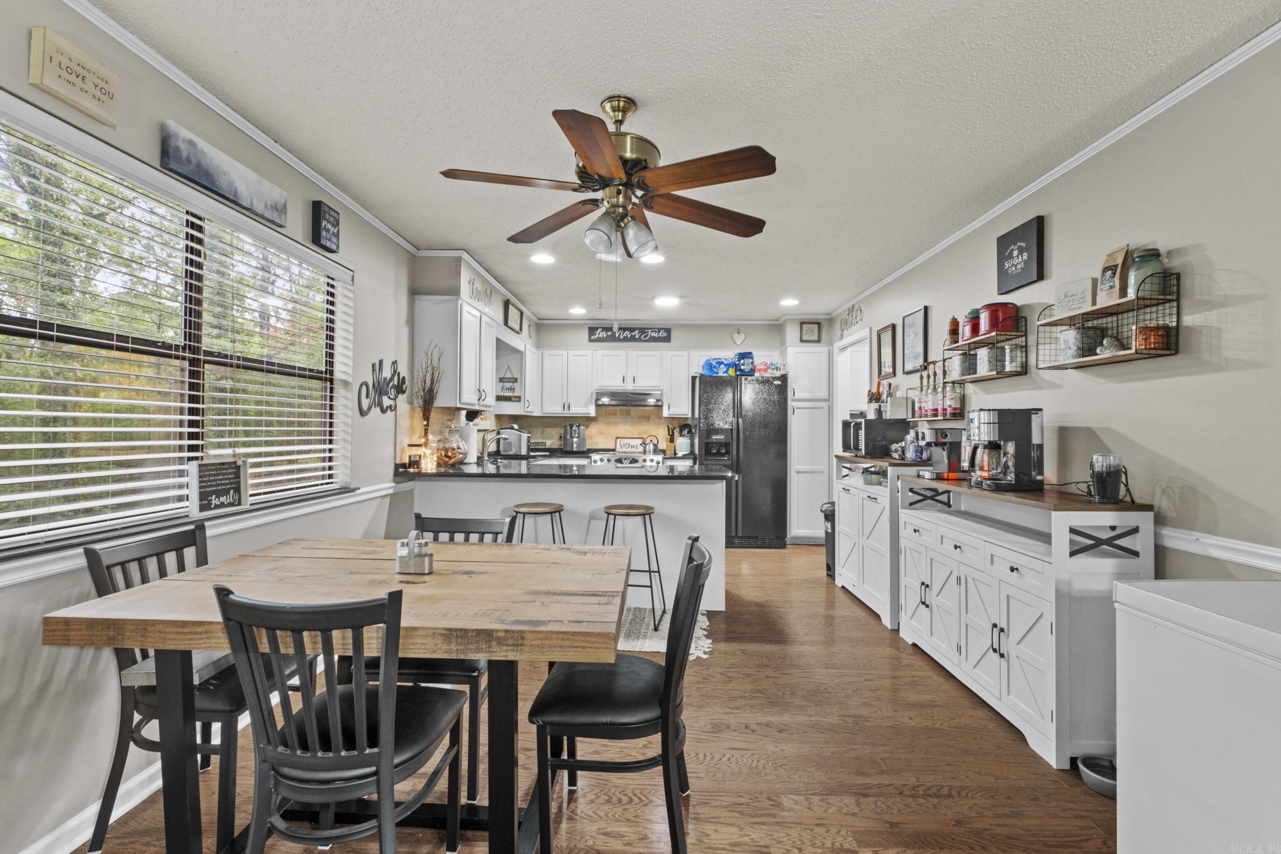704 Autumnbrook  Sherwood, AR