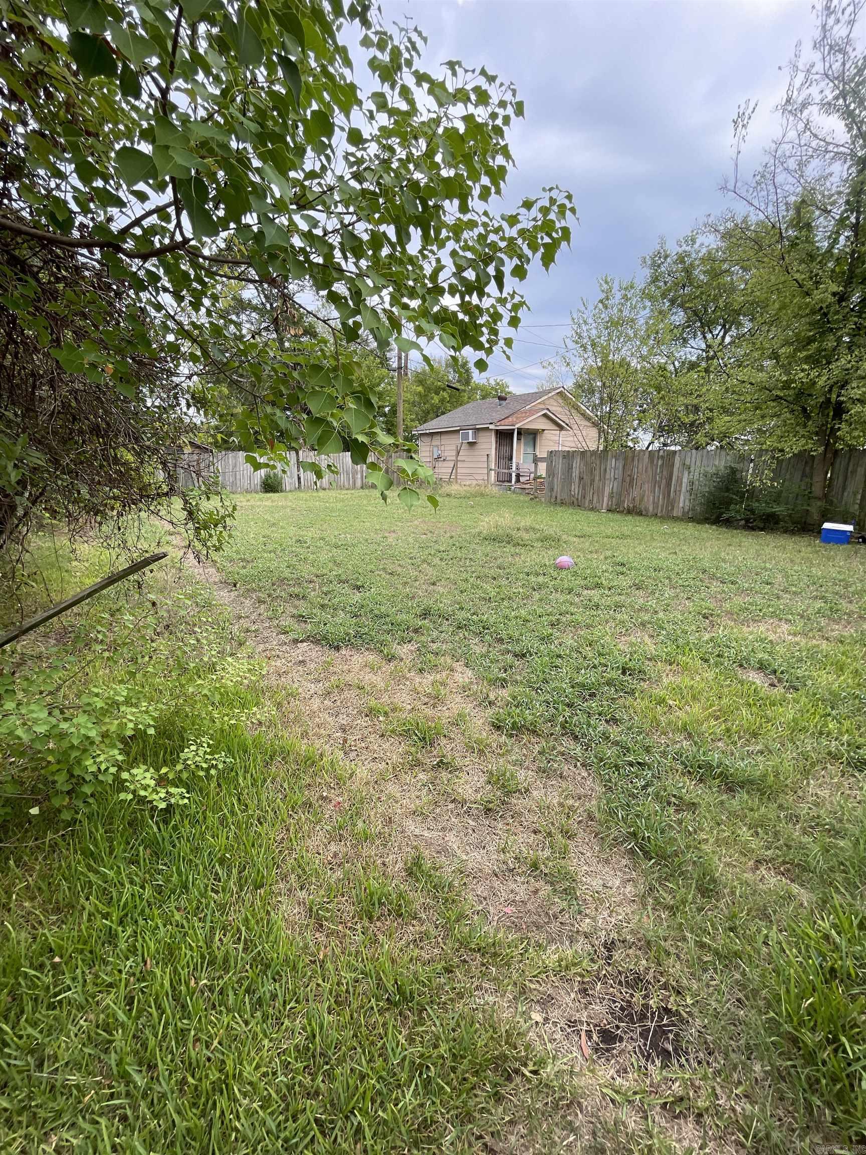 923 Booker  Little Rock, AR