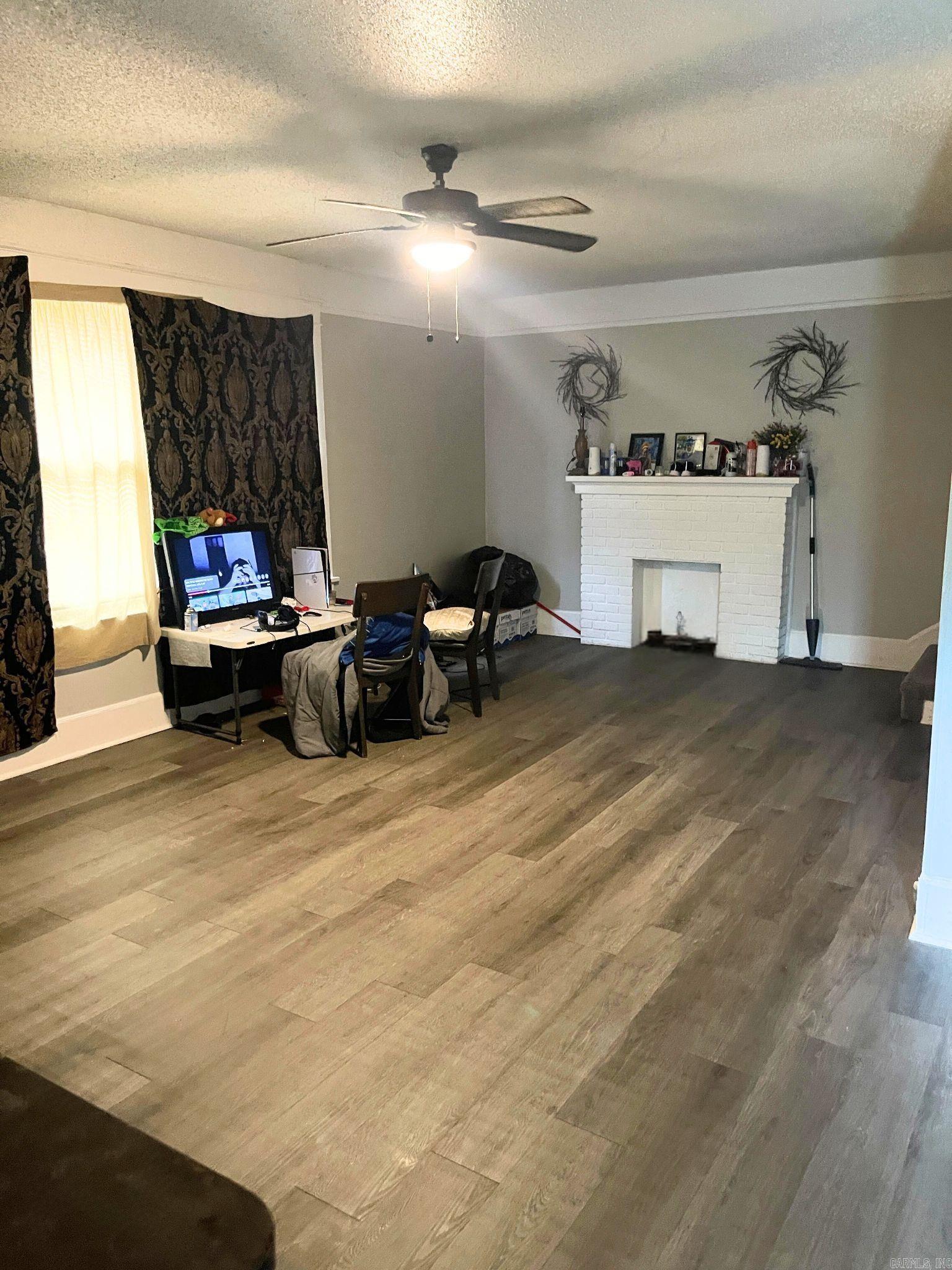 923 Booker  Little Rock, AR