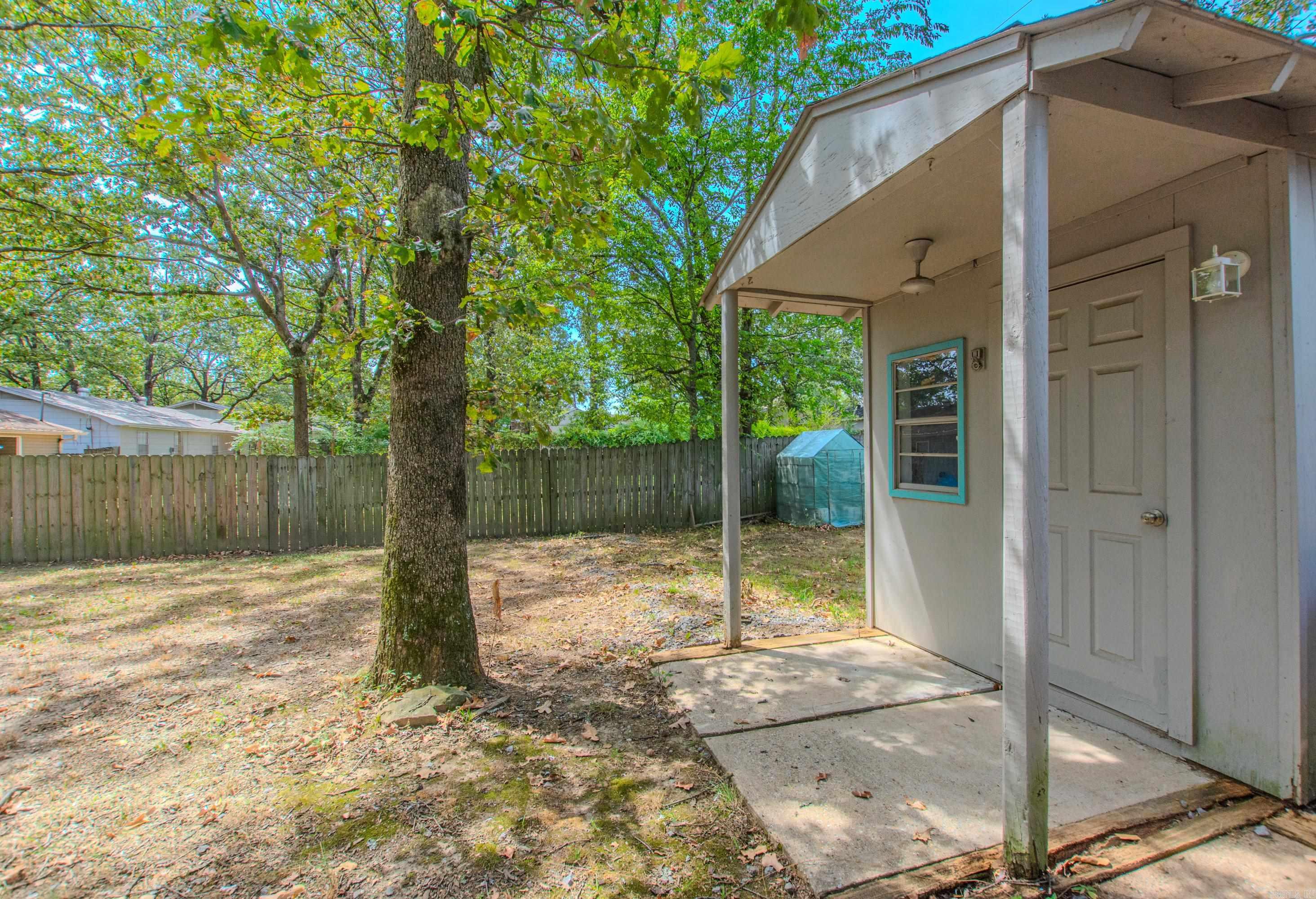 9011 Merrymen Rd  Sherwood, AR