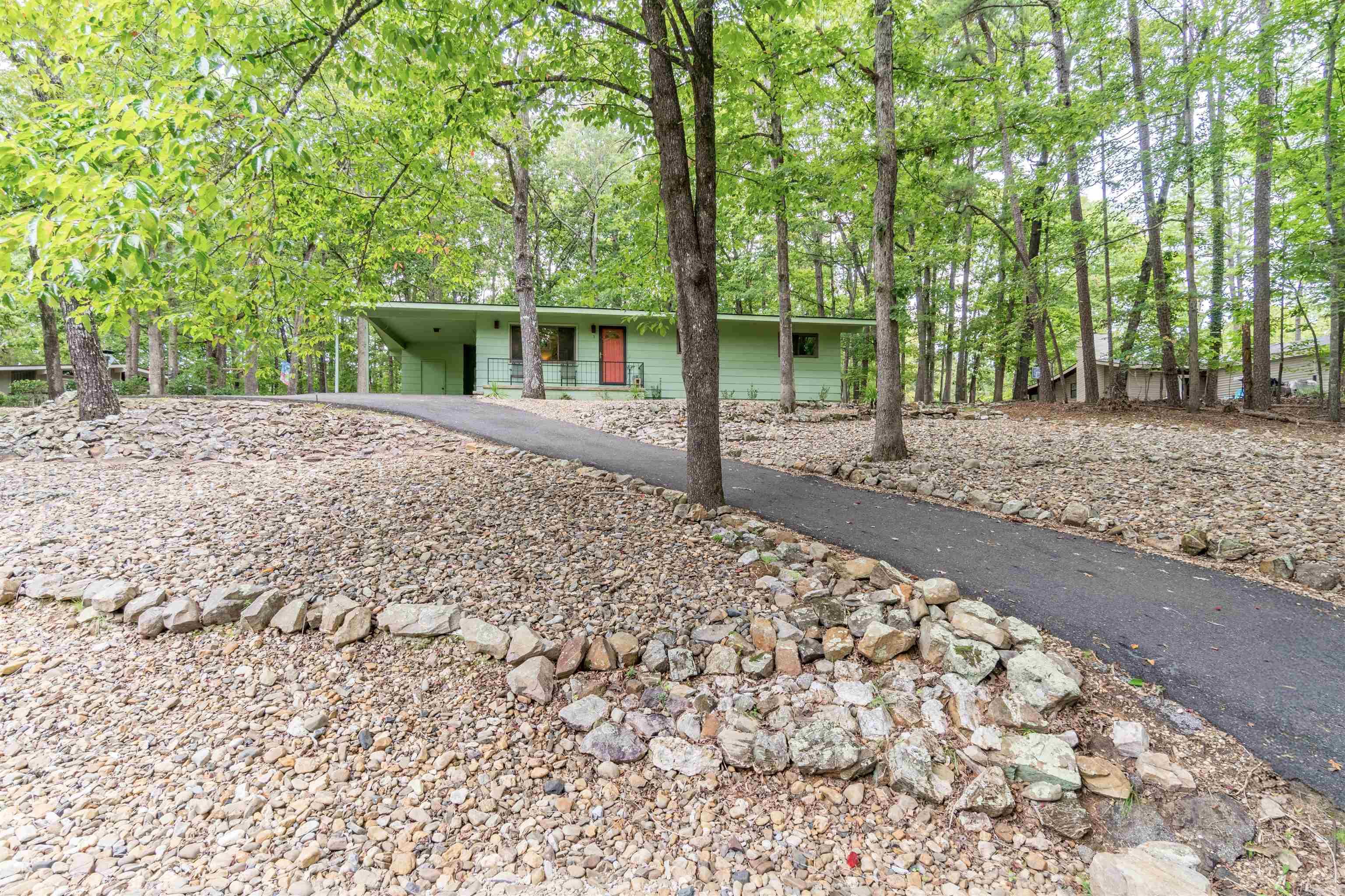 3 Valls  Hot Springs, AR