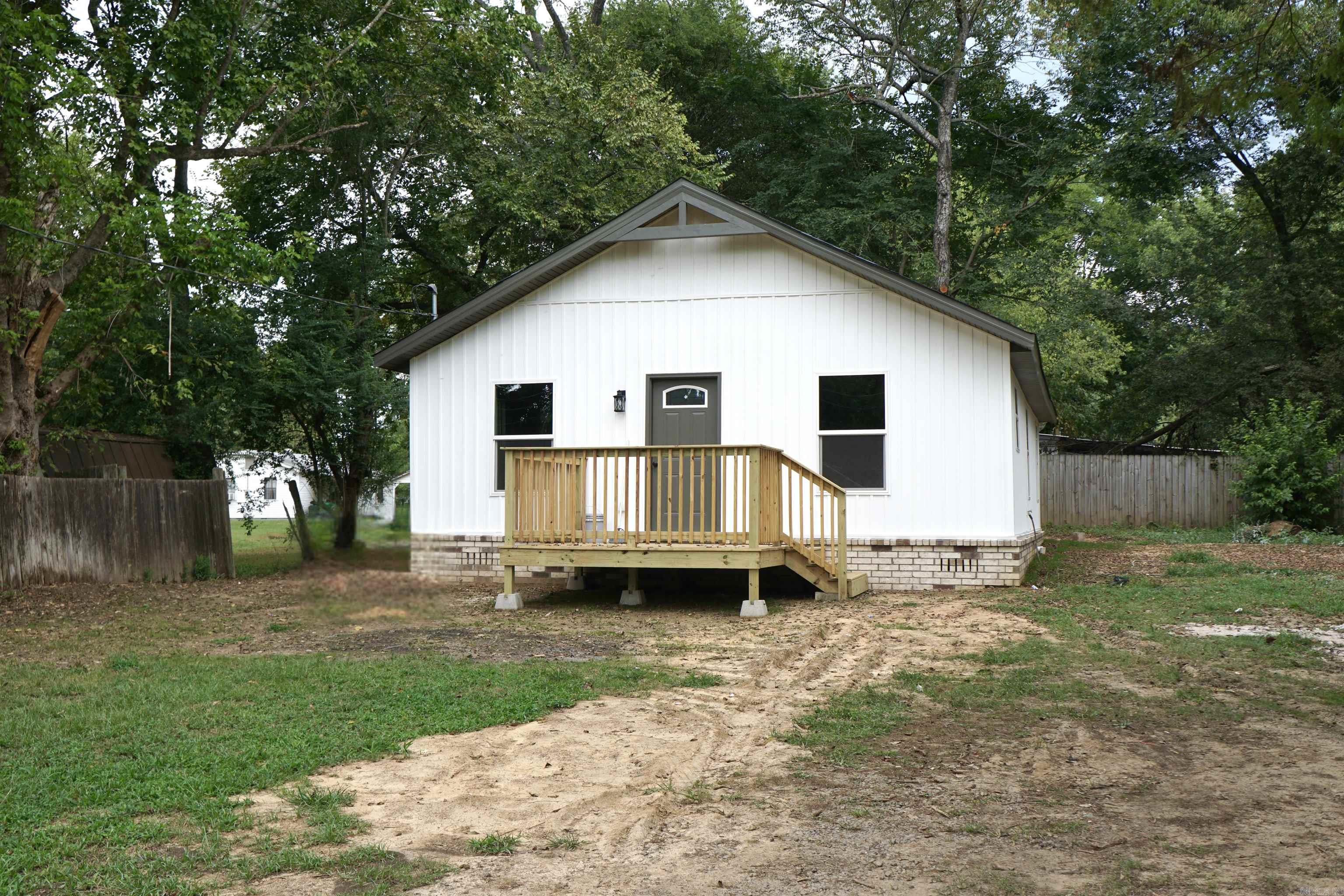 203 E Church  Plumerville, AR