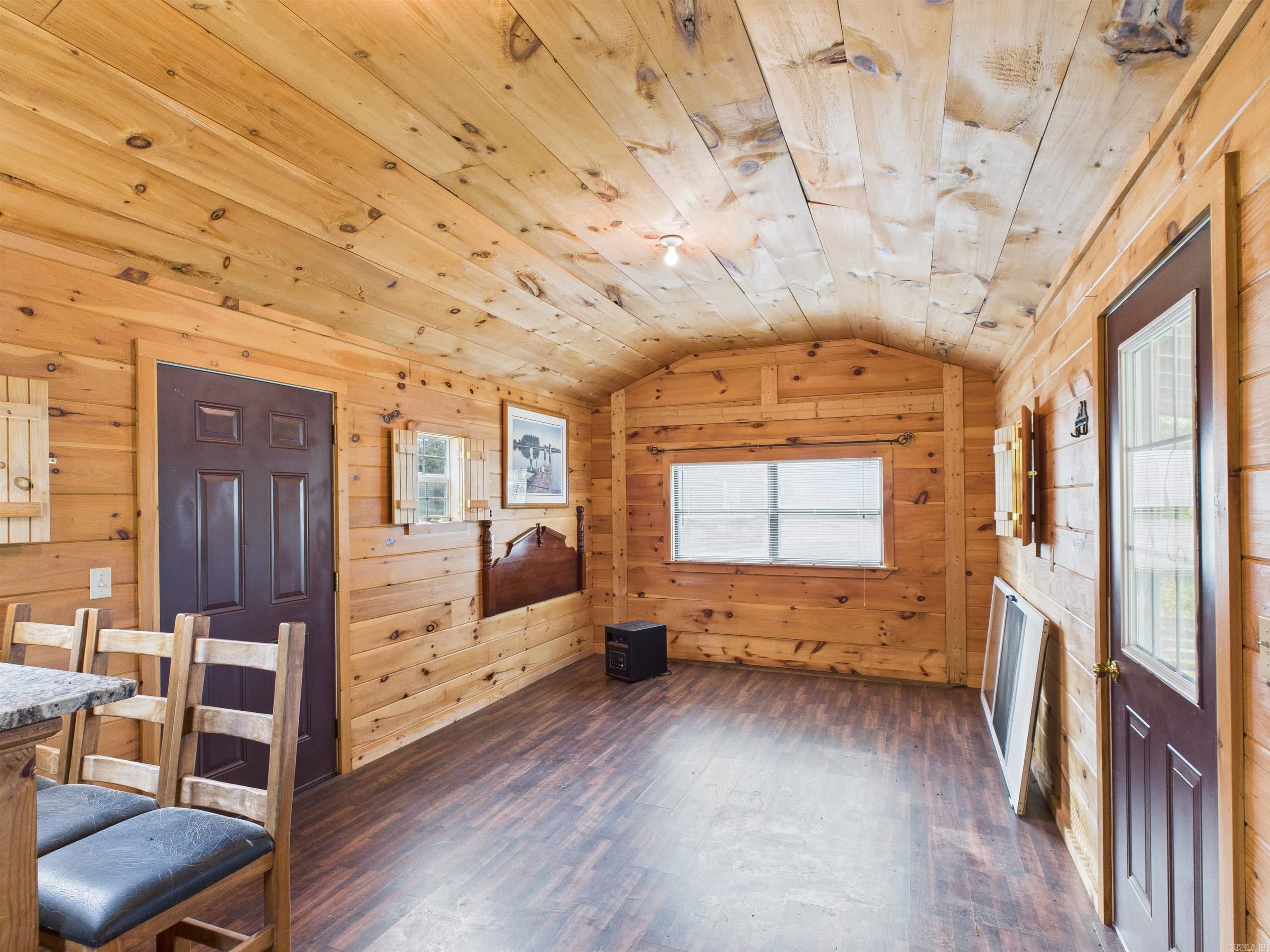 9178 Deer  Harrison, AR