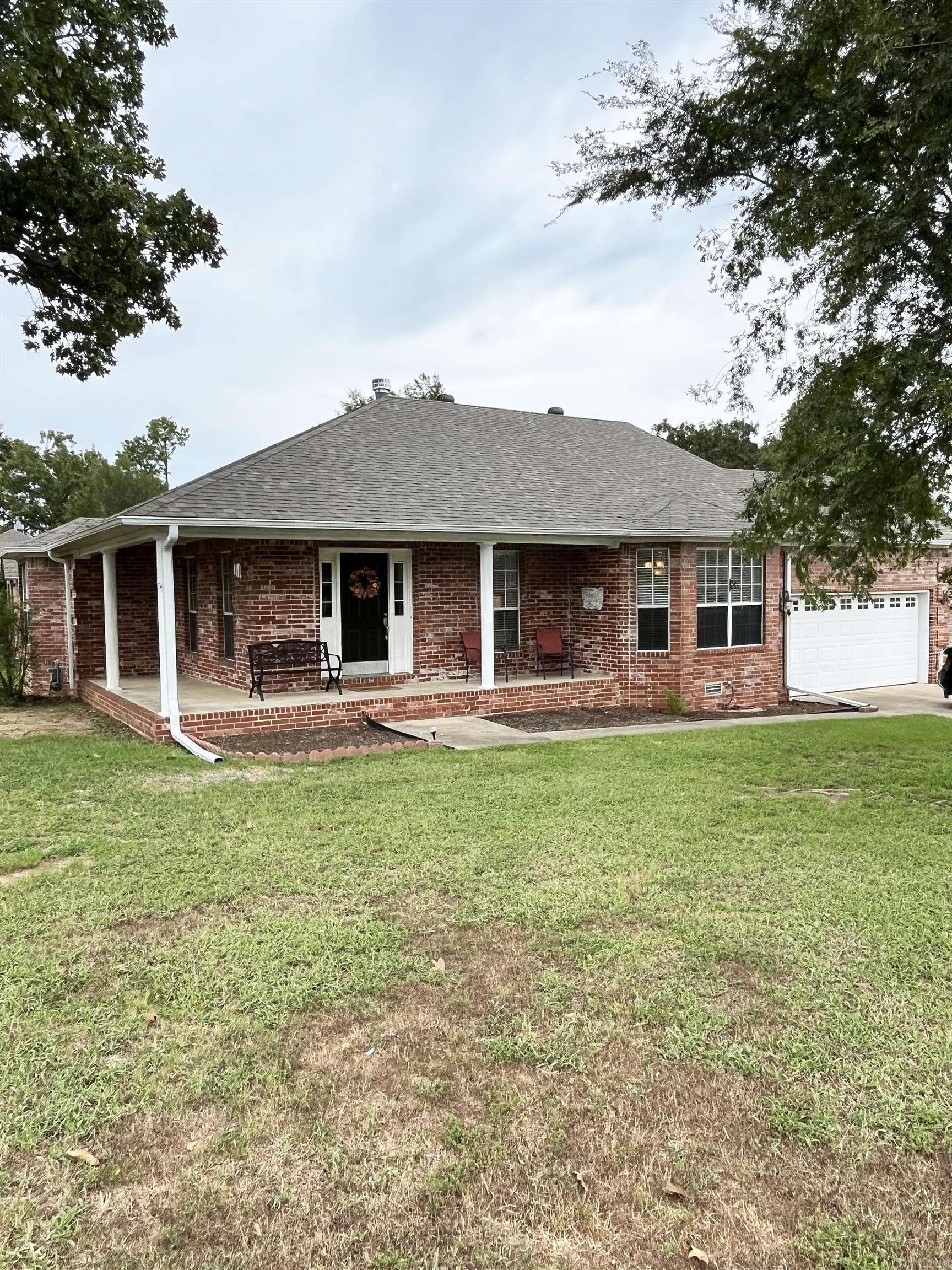 1 Zircon  Maumelle, AR