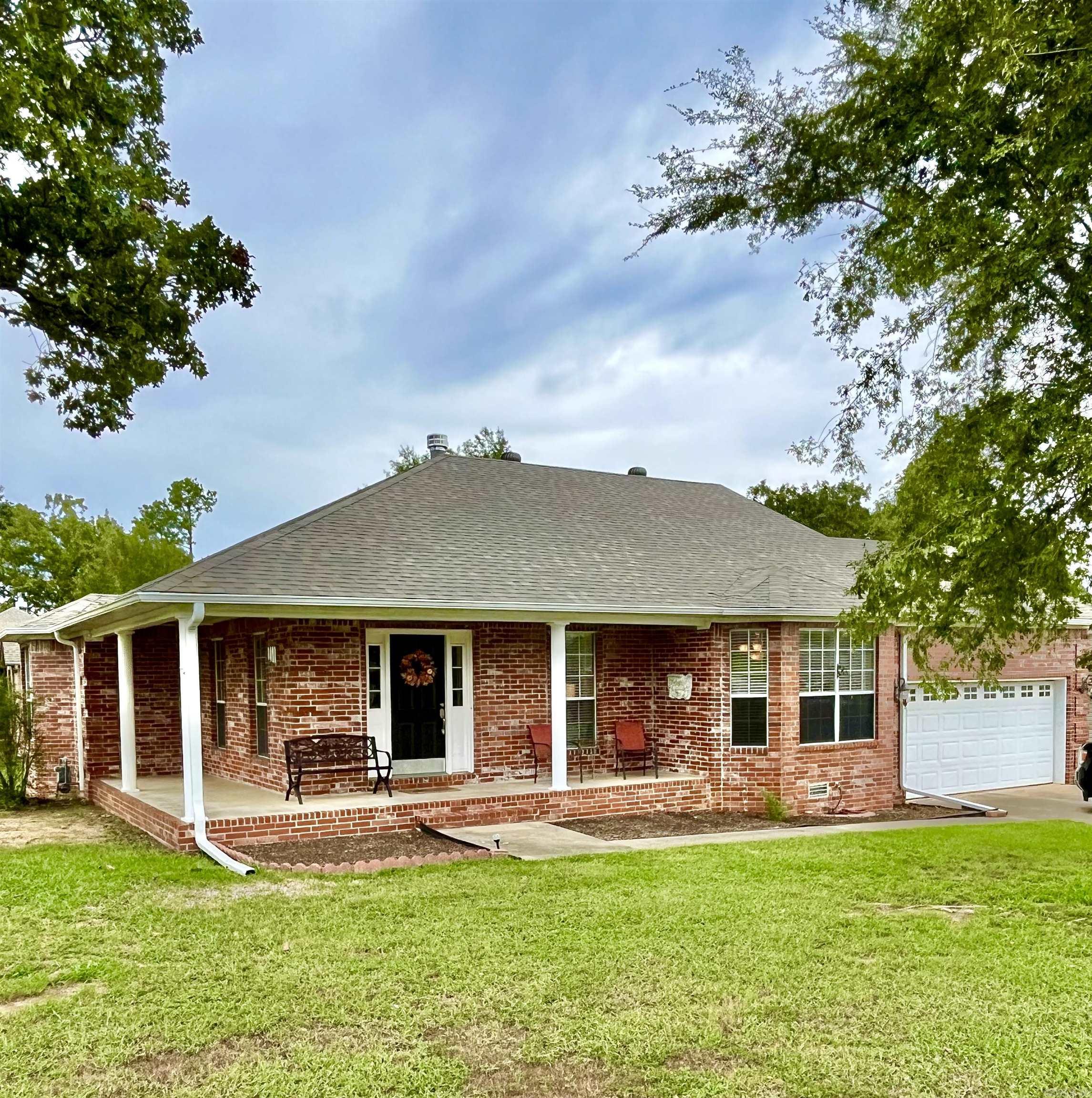 1 Zircon Drive  Maumelle, AR