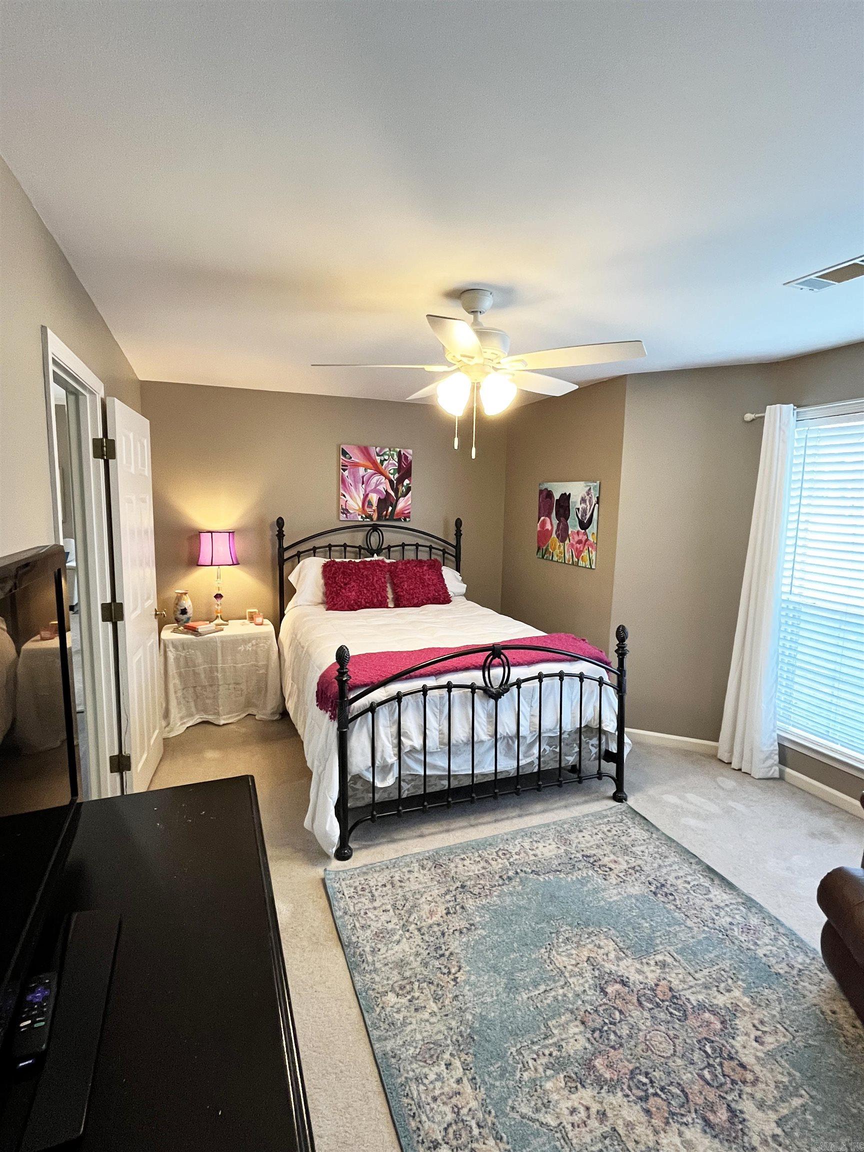 1 Zircon  Maumelle, AR