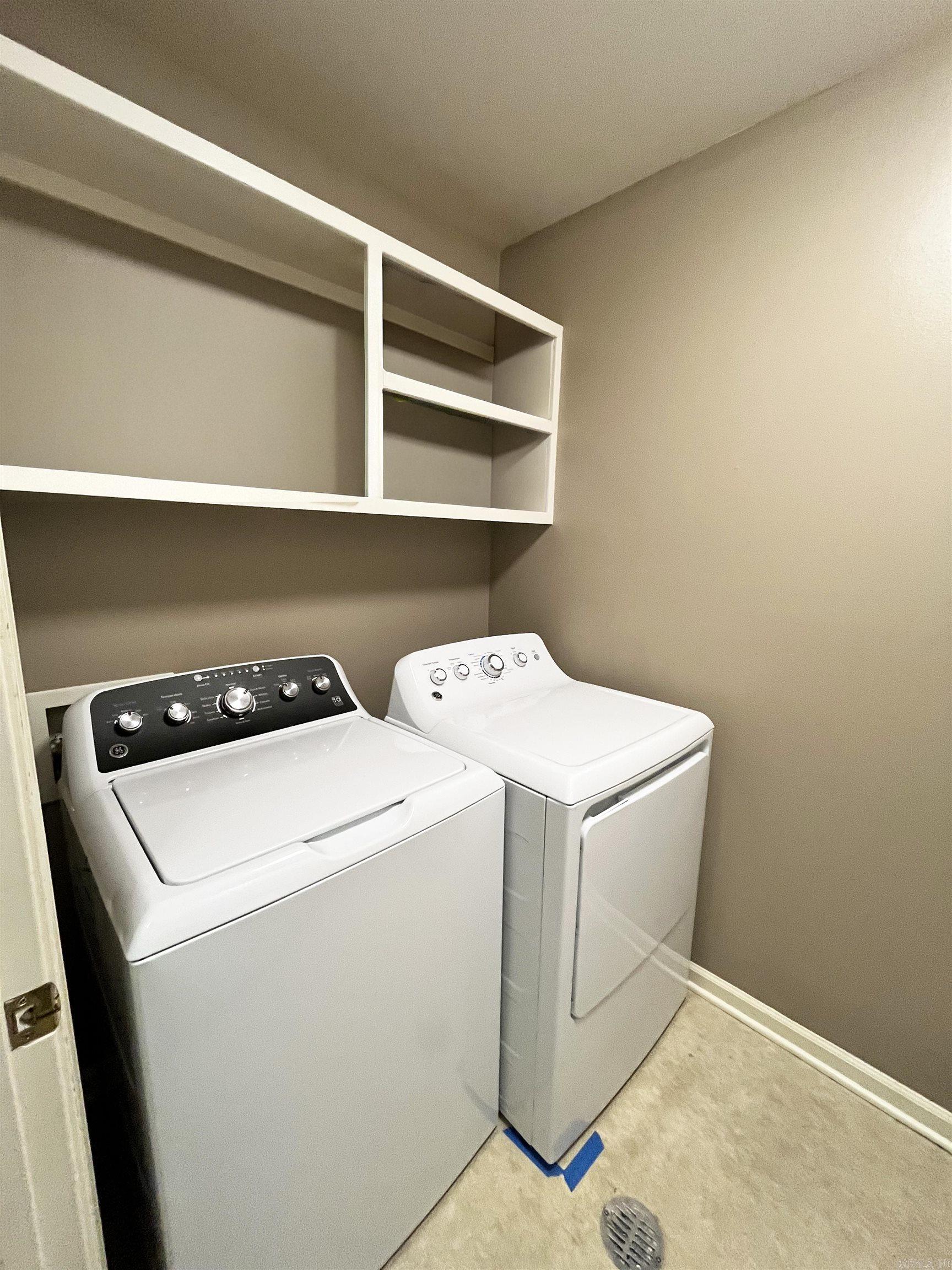 1 Zircon  Maumelle, AR