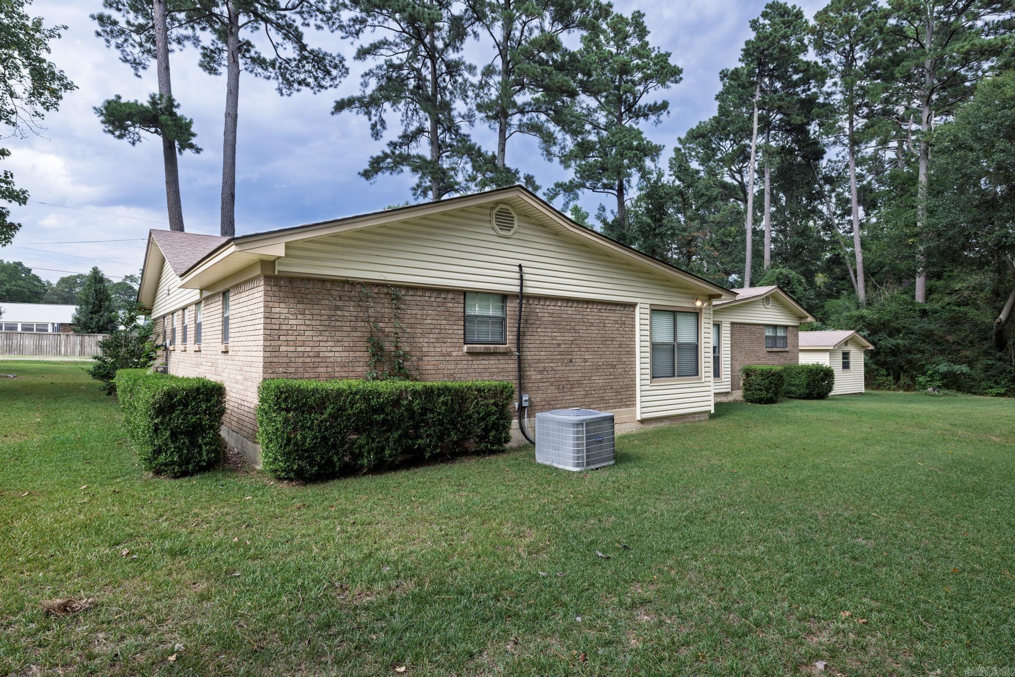 907 Tanglewood  Hope, AR