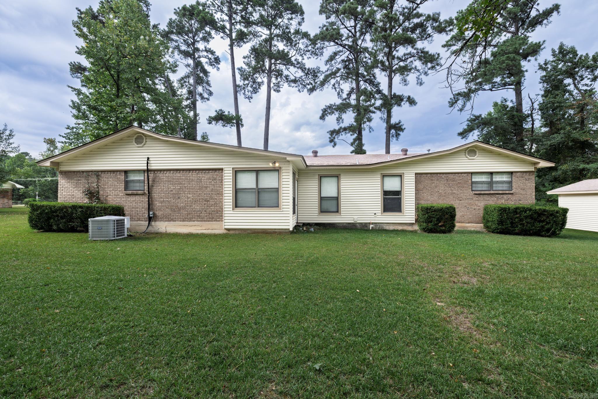 907 Tanglewood  Hope, AR