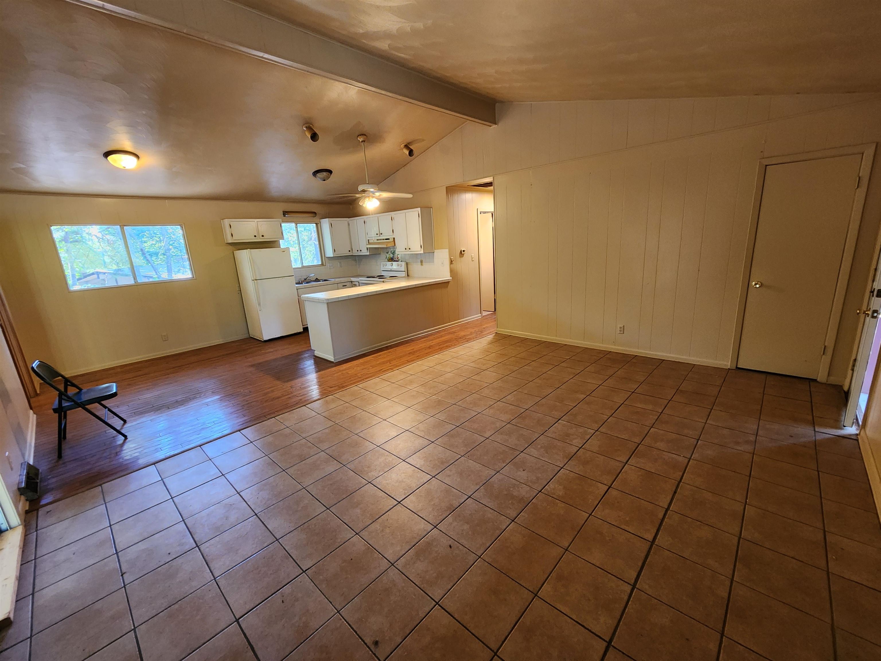 36 Mena  Cherokee Village, AR