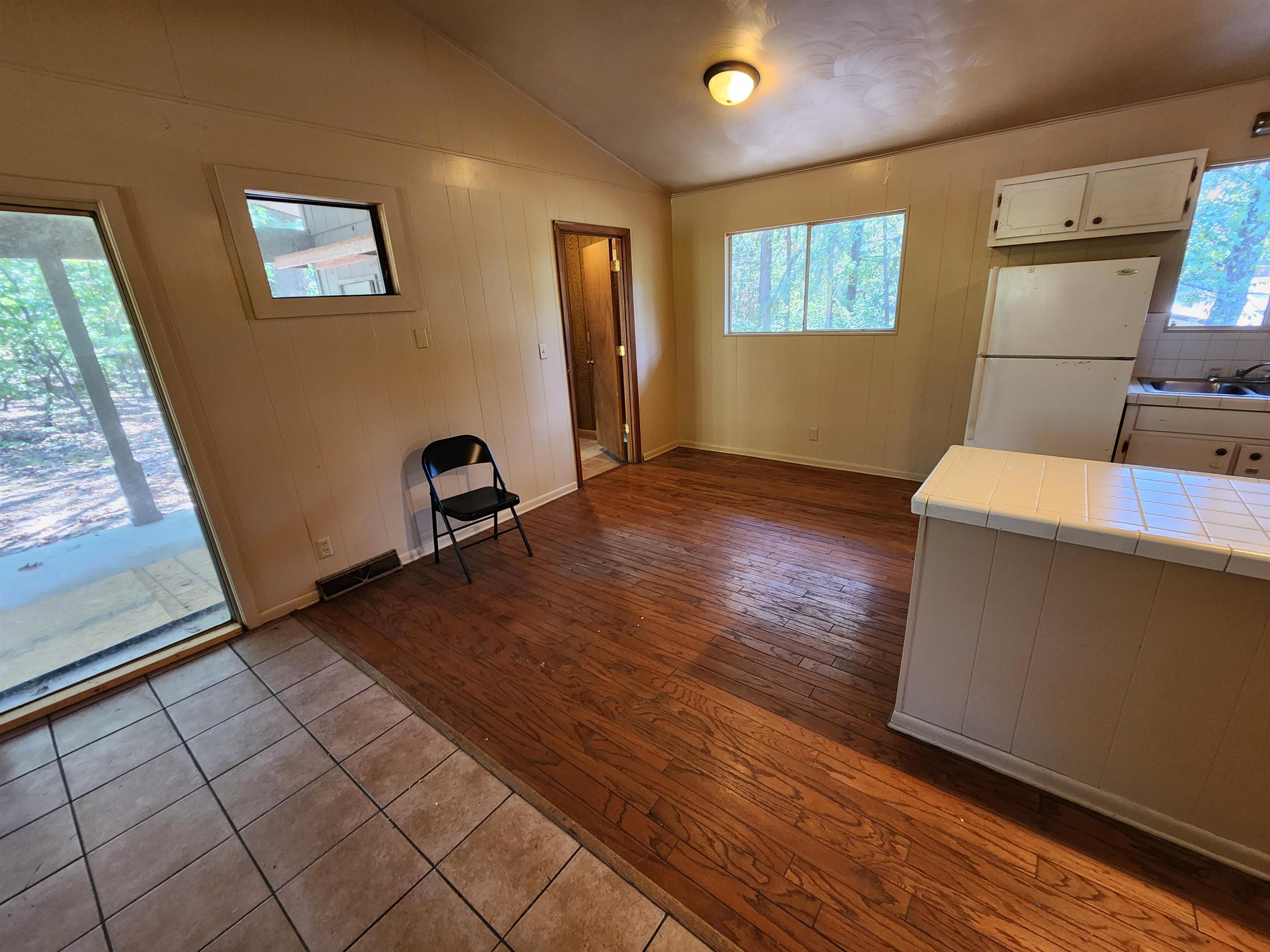 36 Mena  Cherokee Village, AR