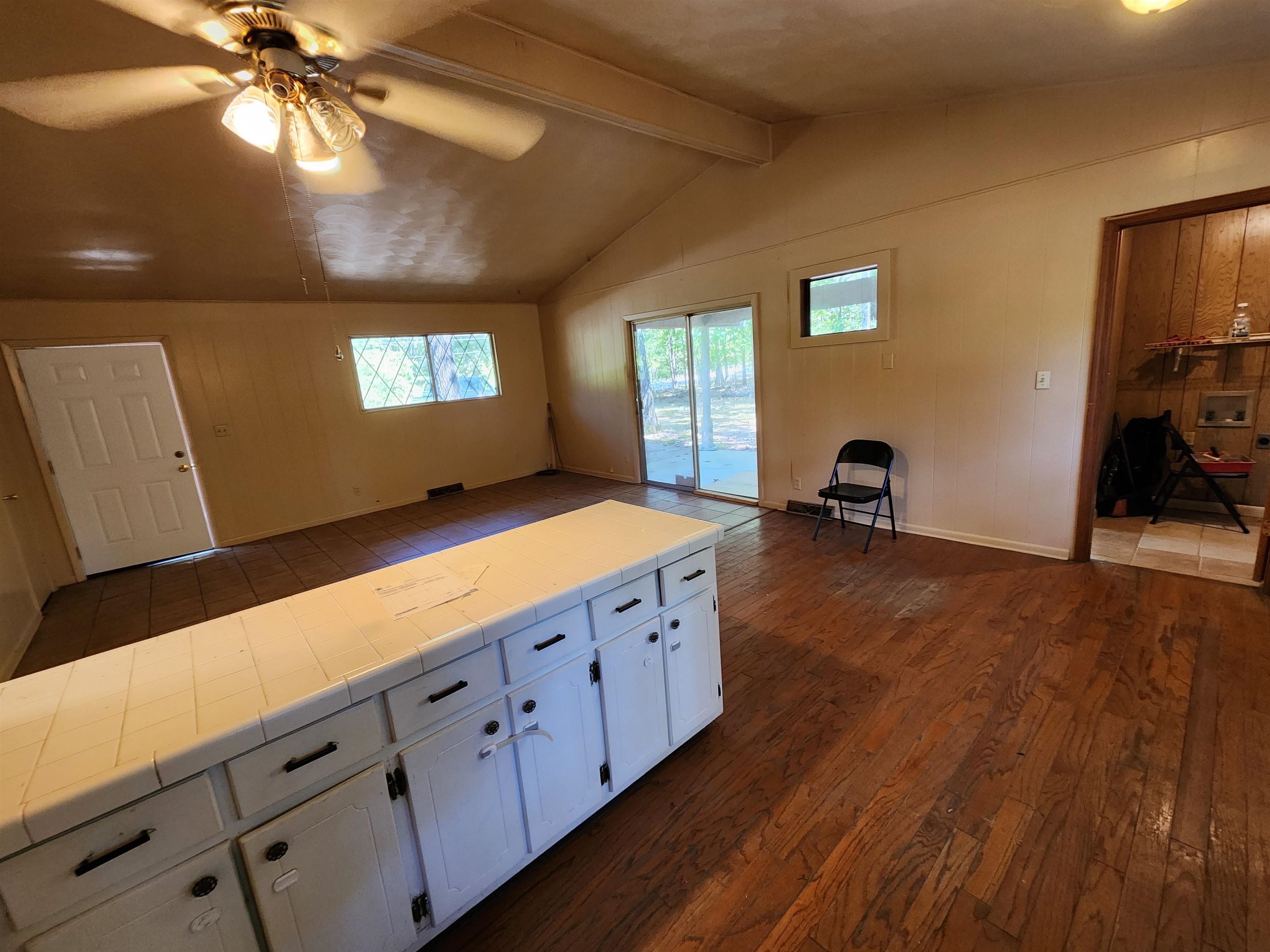 36 Mena  Cherokee Village, AR
