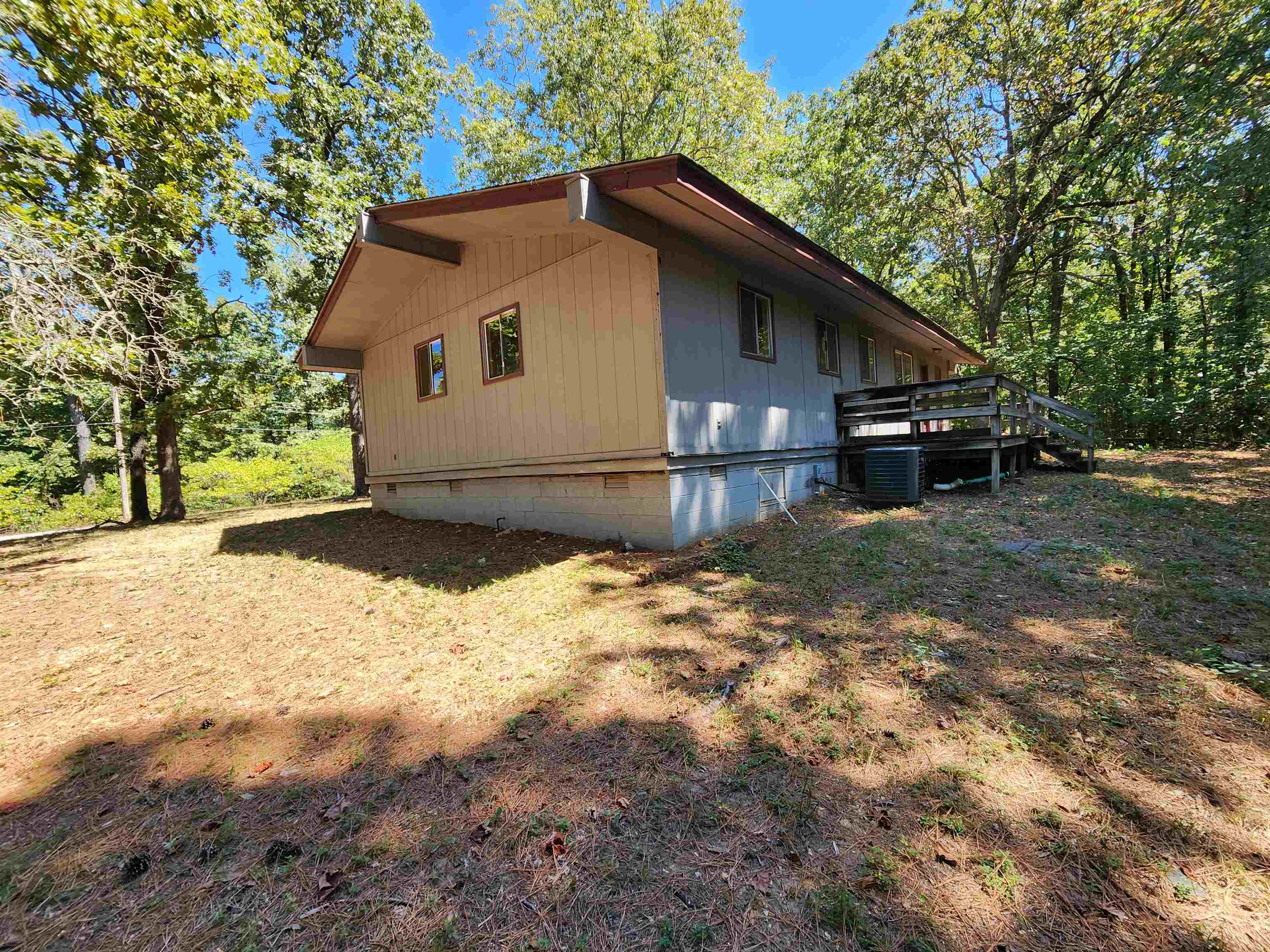36 Mena  Cherokee Village, AR