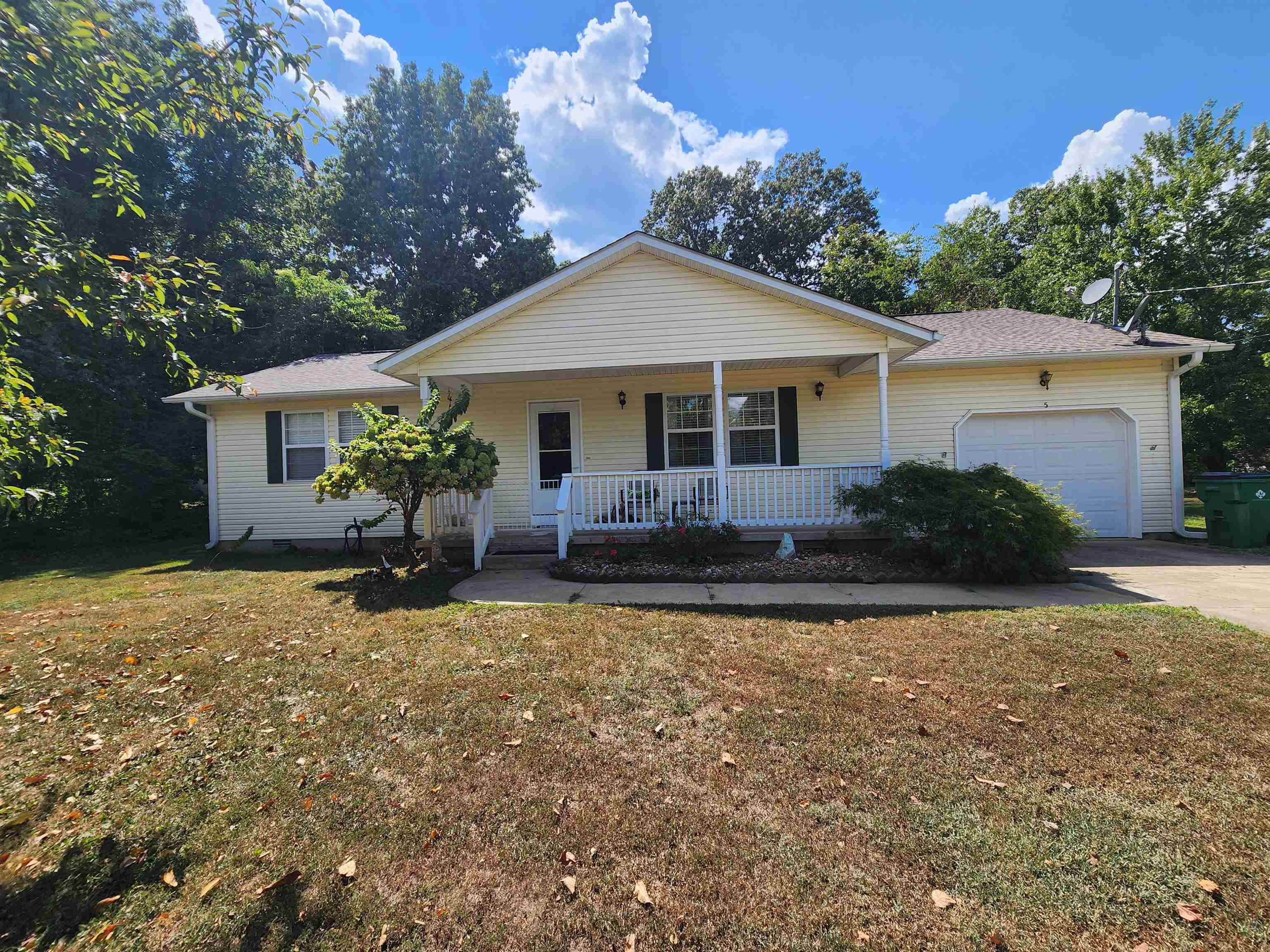 5 Miccosukee  Cherokee Village, AR