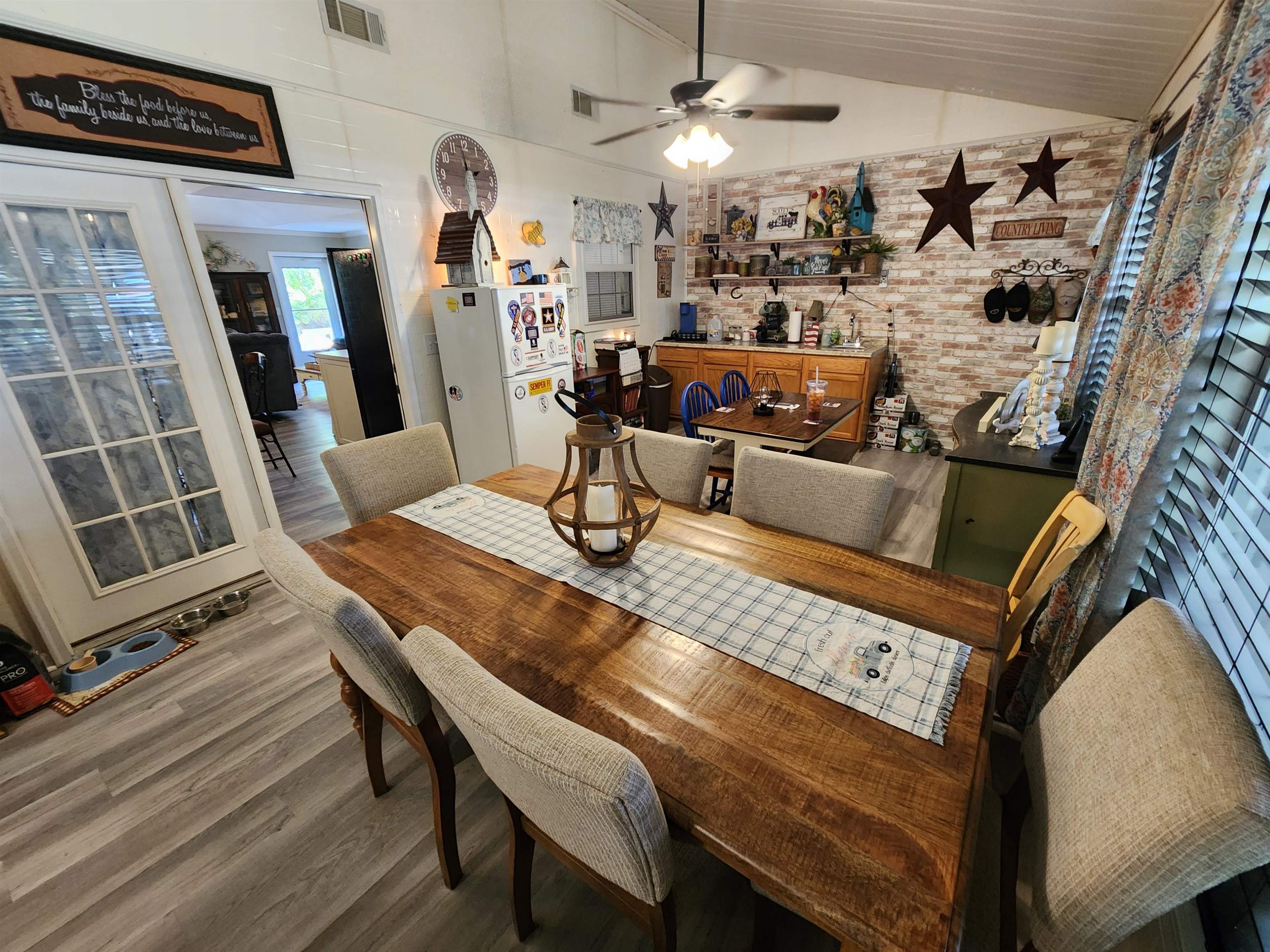 5 Miccosukee  Cherokee Village, AR