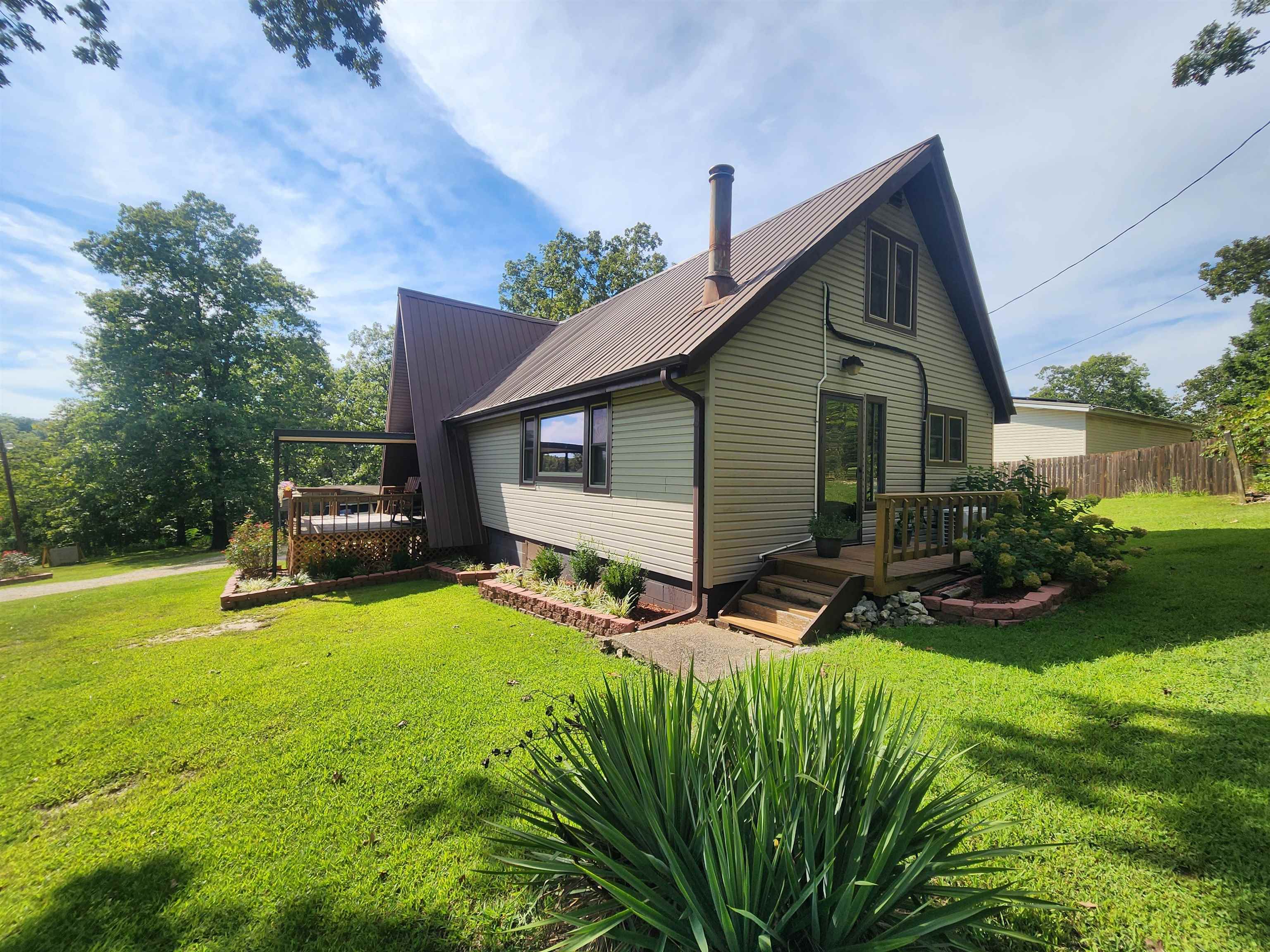 46 Crossroads  Highland, AR