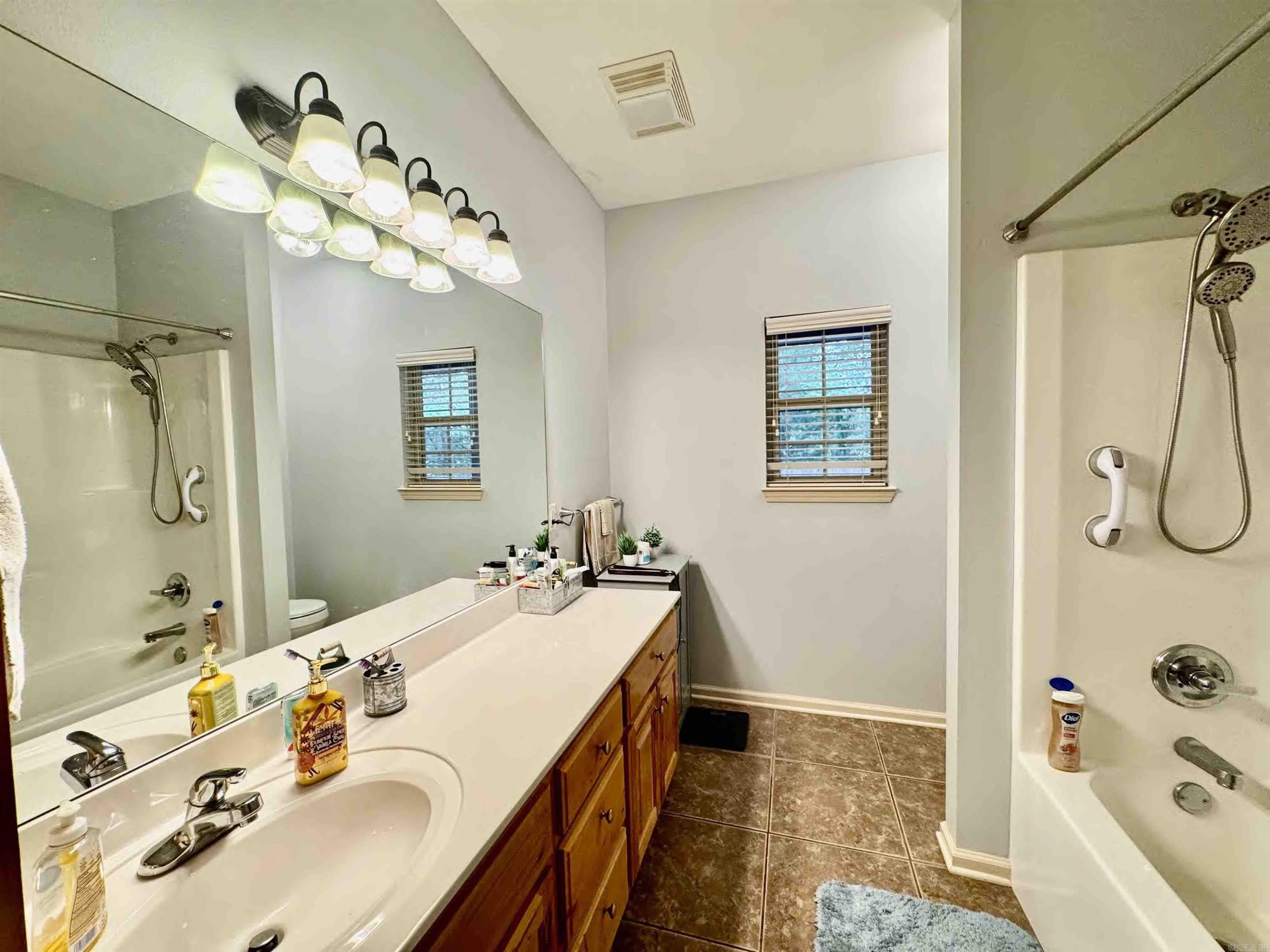 20 Wilson  Greenbrier, AR